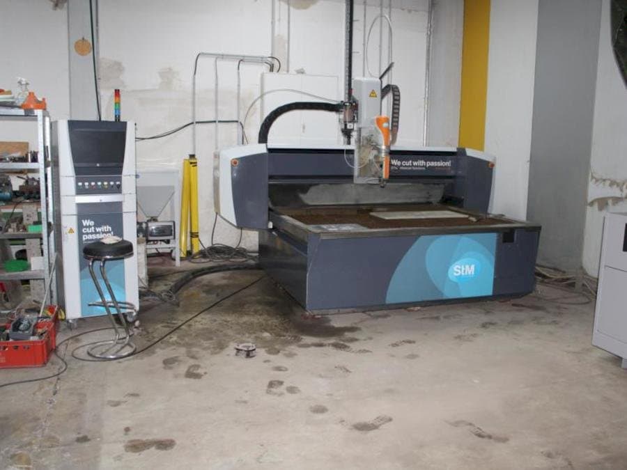 STM PremiumCut 3D 68 Mašinos vaizdas iš priekio