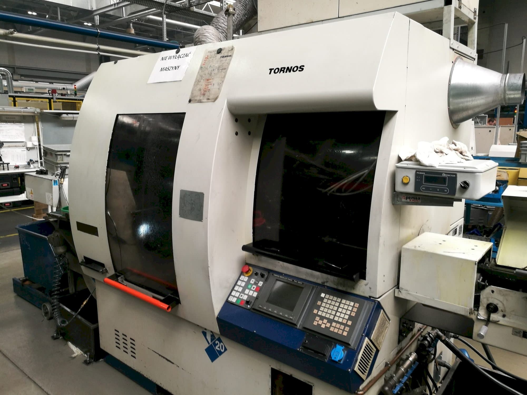 Tornos Deco-2000/20 Mašinos vaizdas iš priekio