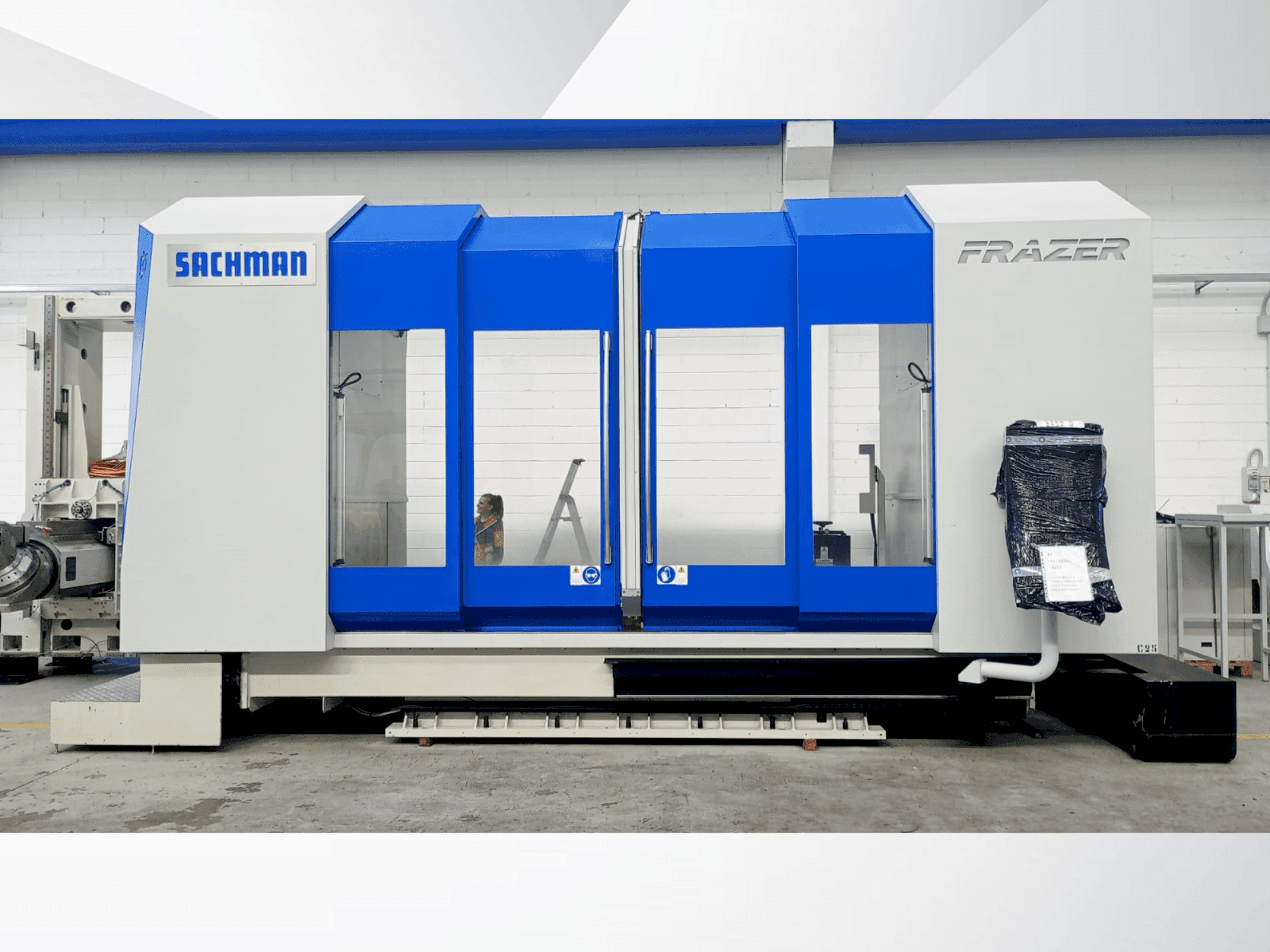 JOBS FRAZER Mašinos vaizdas iš priekio