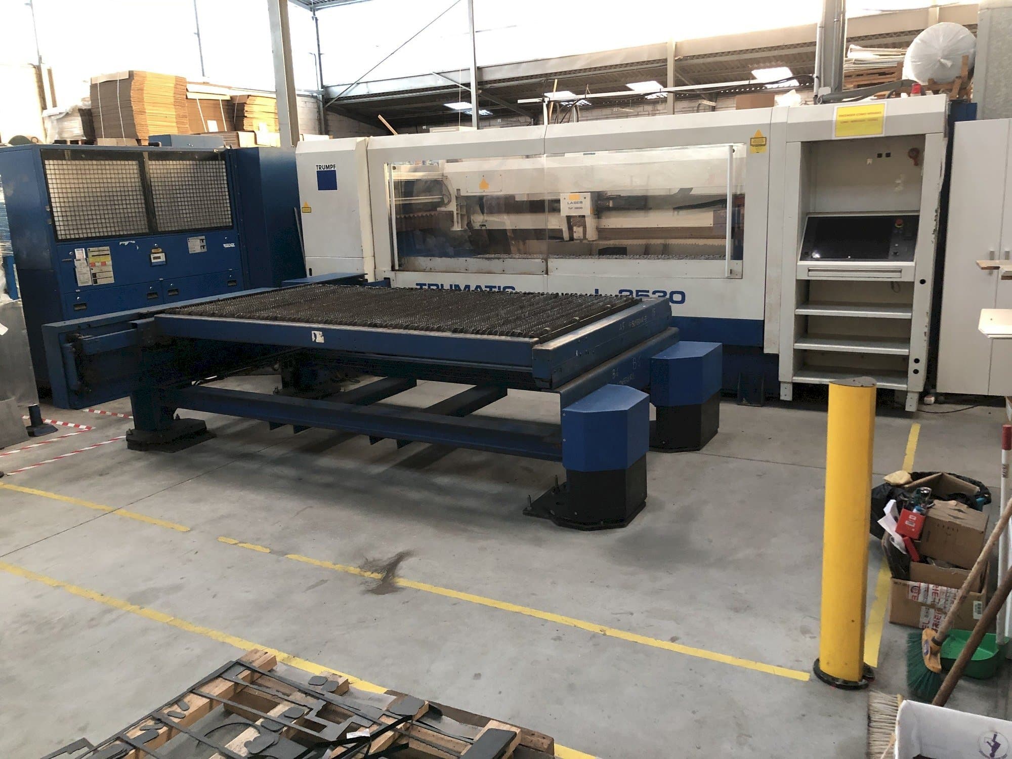 Trumpf Trumatic L2530 Mašinos vaizdas iš priekio