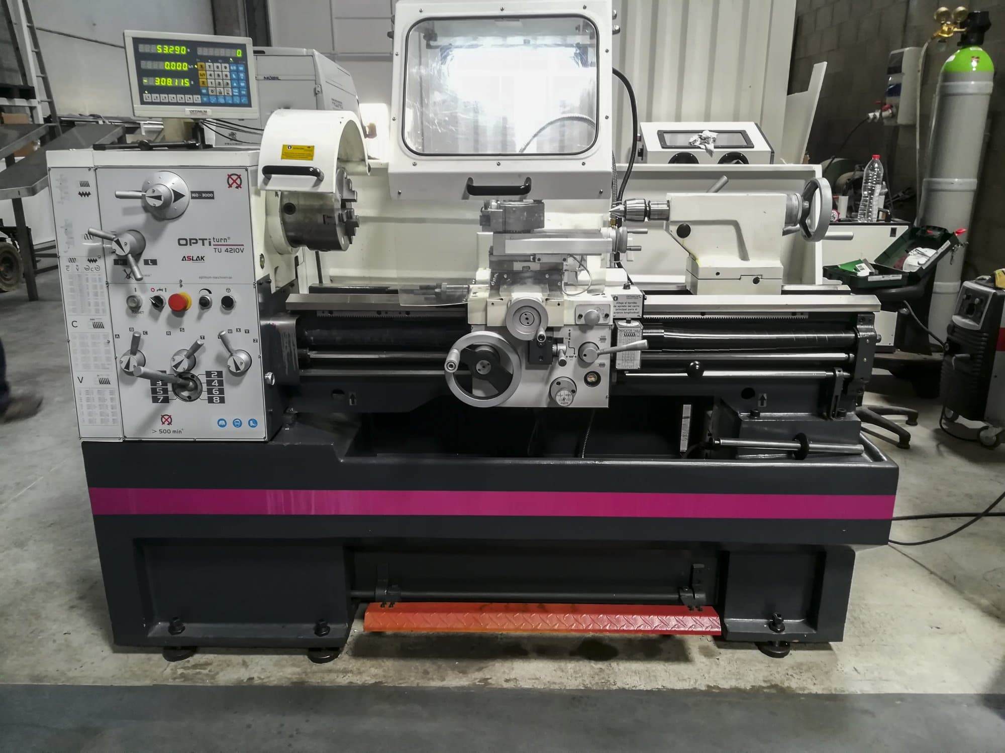 Optimum TU 4210V Mašinos vaizdas iš priekio