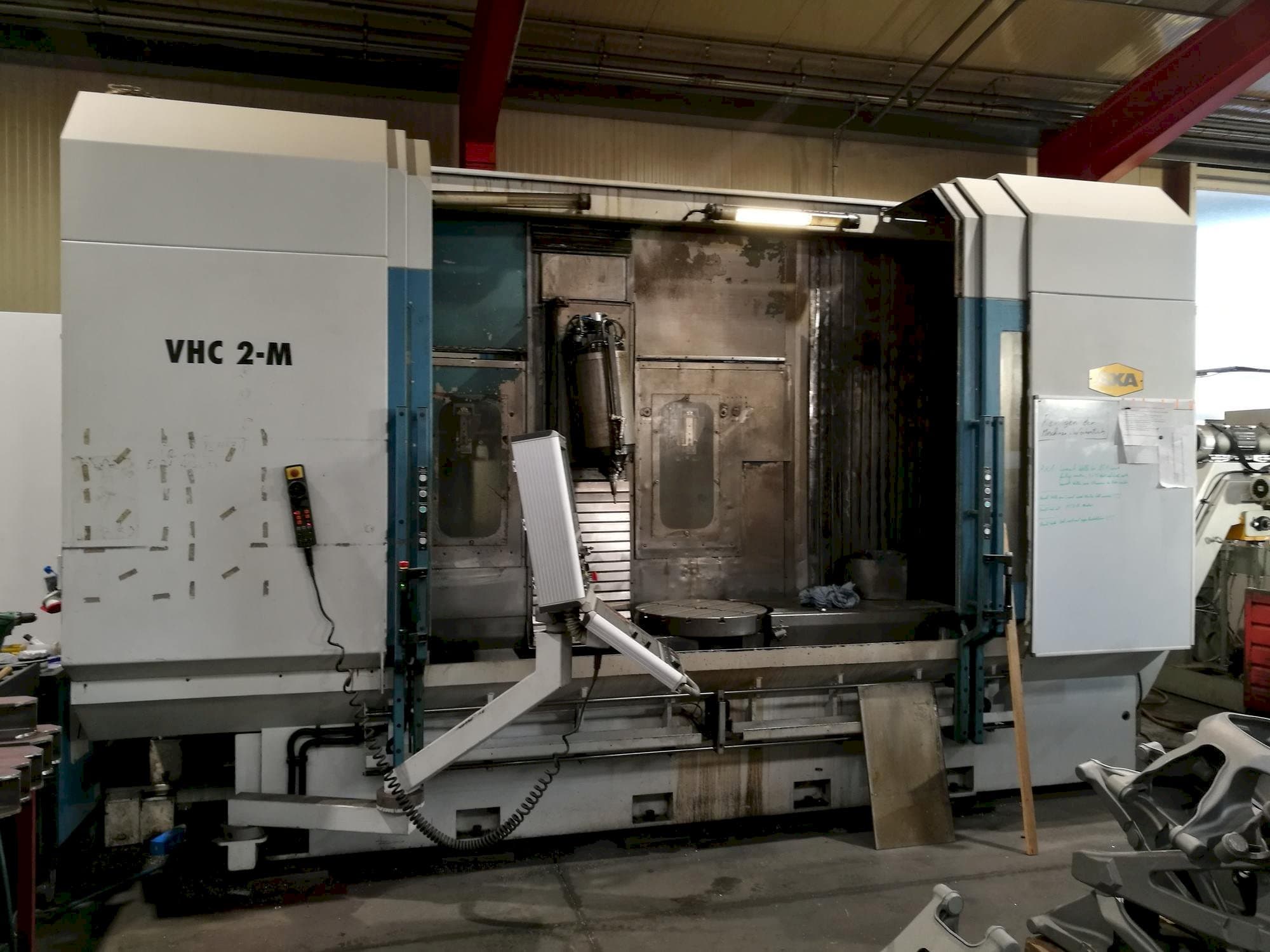 AXA VHC 2-M Mašinos vaizdas iš priekio