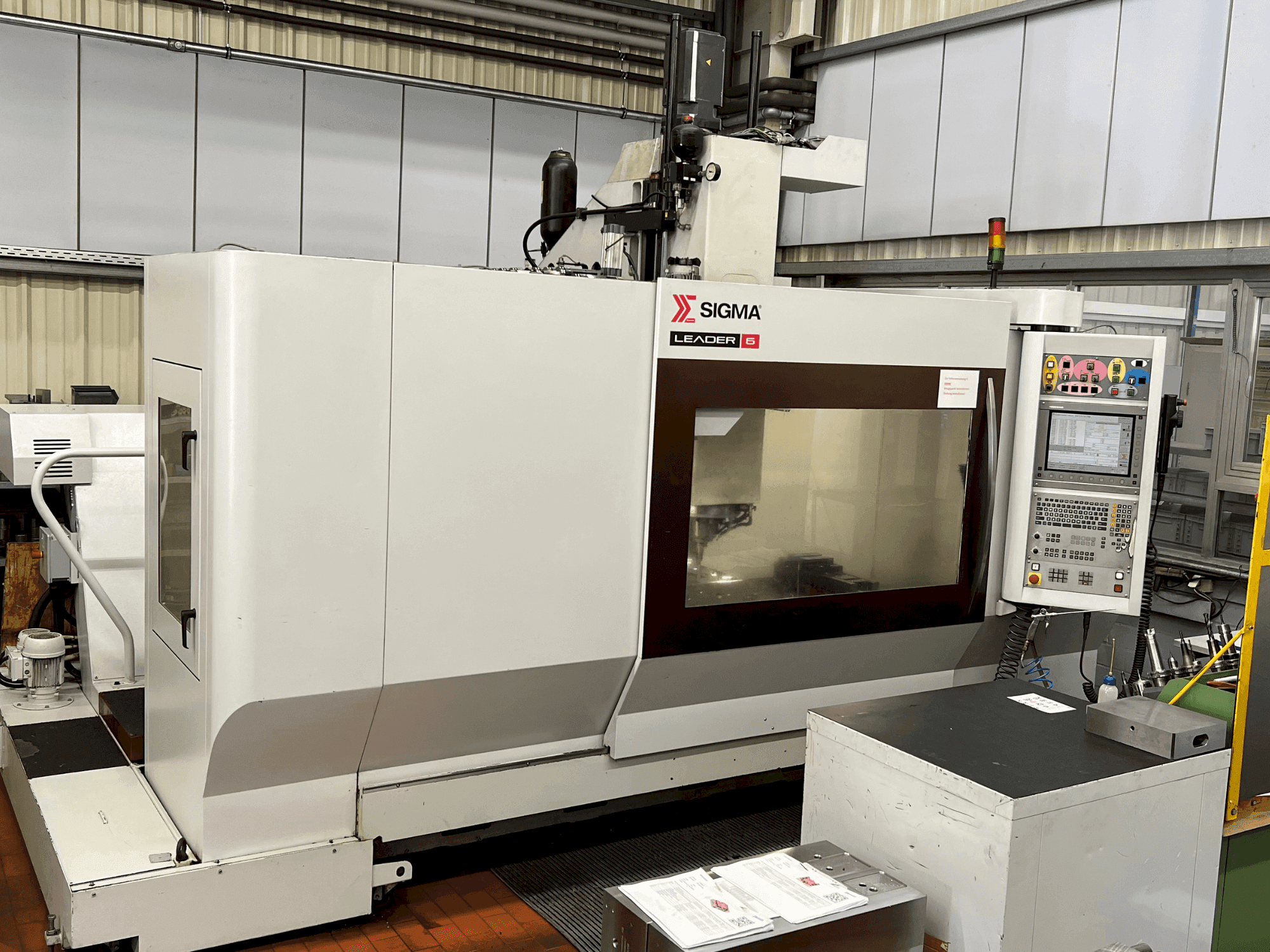 Sigma Leader 6 Mašinos vaizdas iš priekio