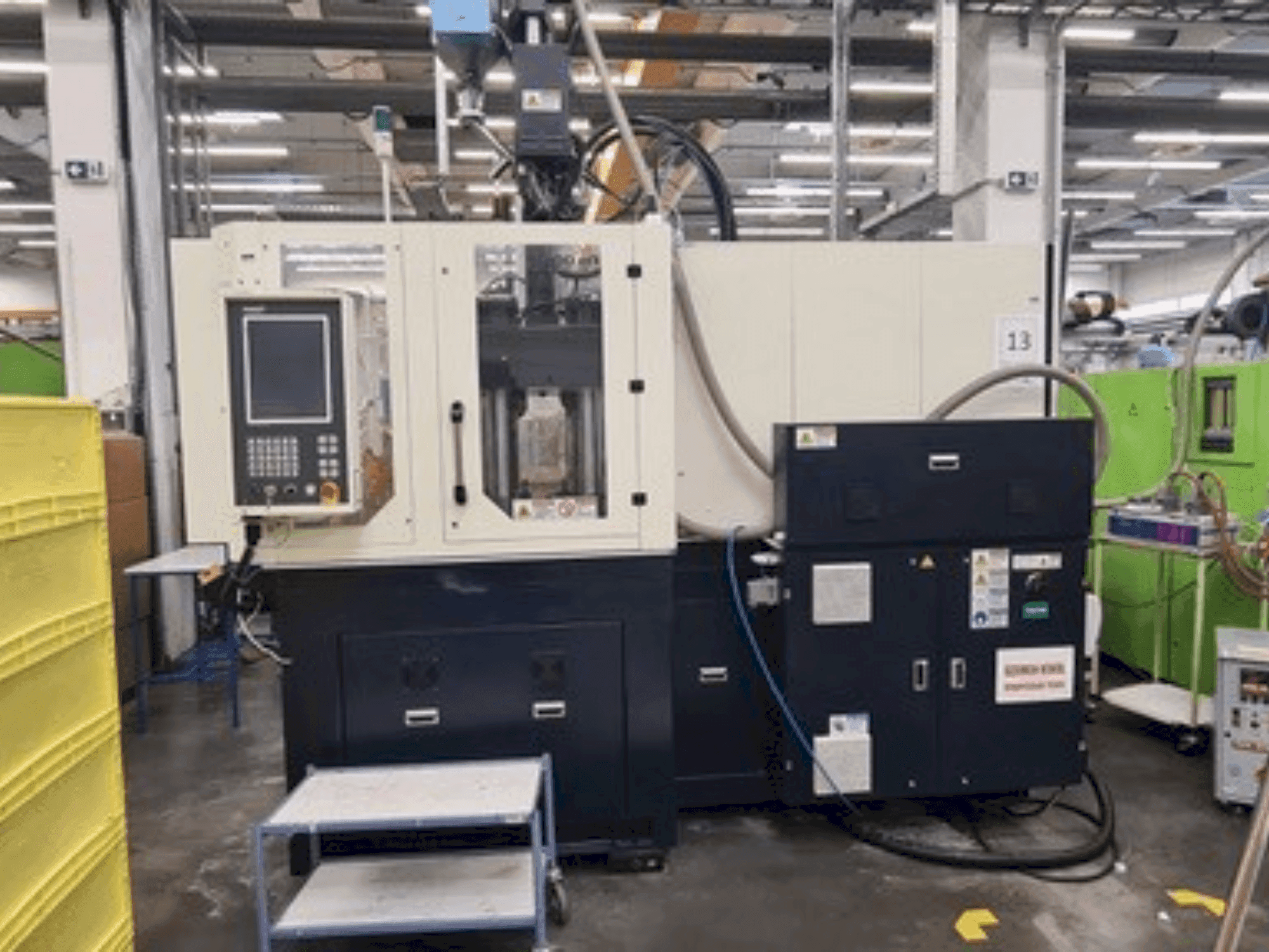 WOOJIN VHA120RS Mašinos vaizdas iš priekio