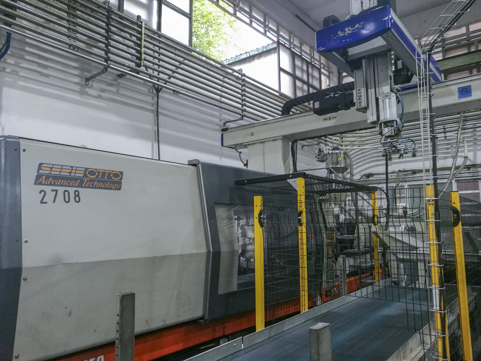 SANDRETTO 2054-380 Mašinos kairės pusės vaizdas