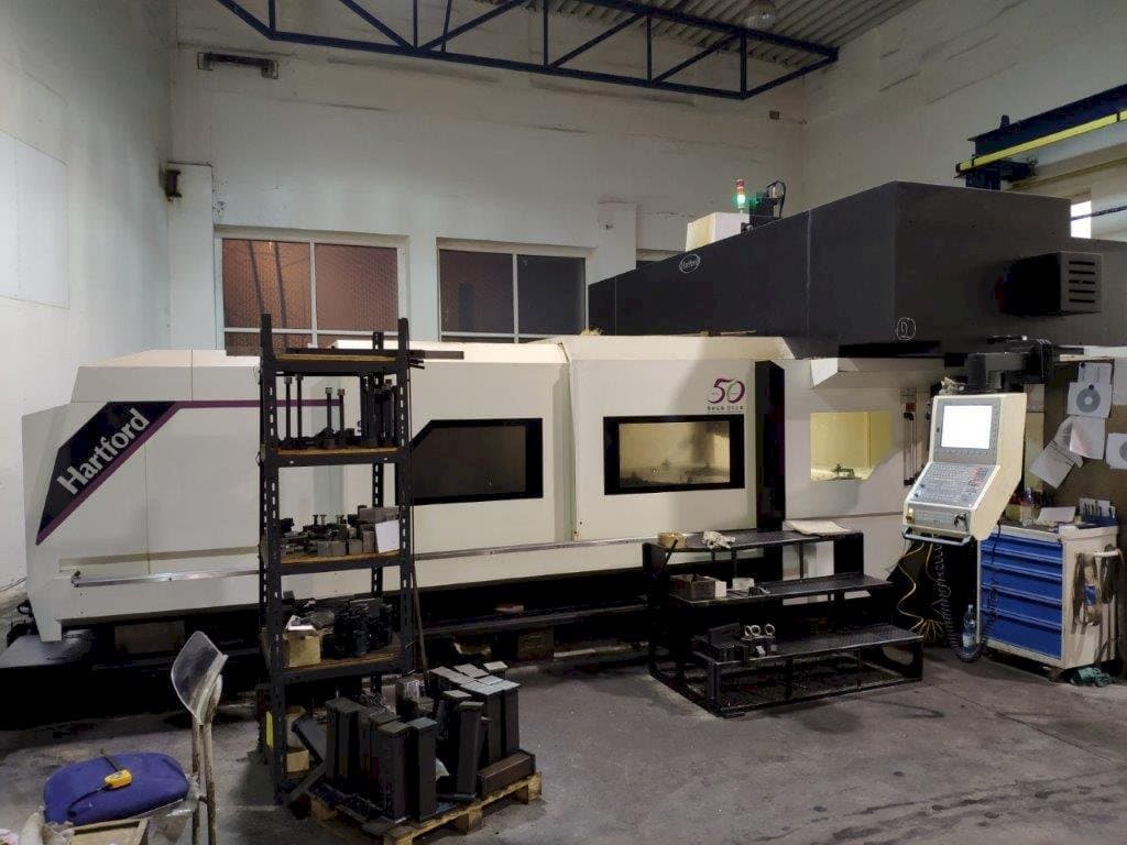 Hartford SW-426 Mašinos vaizdas iš priekio