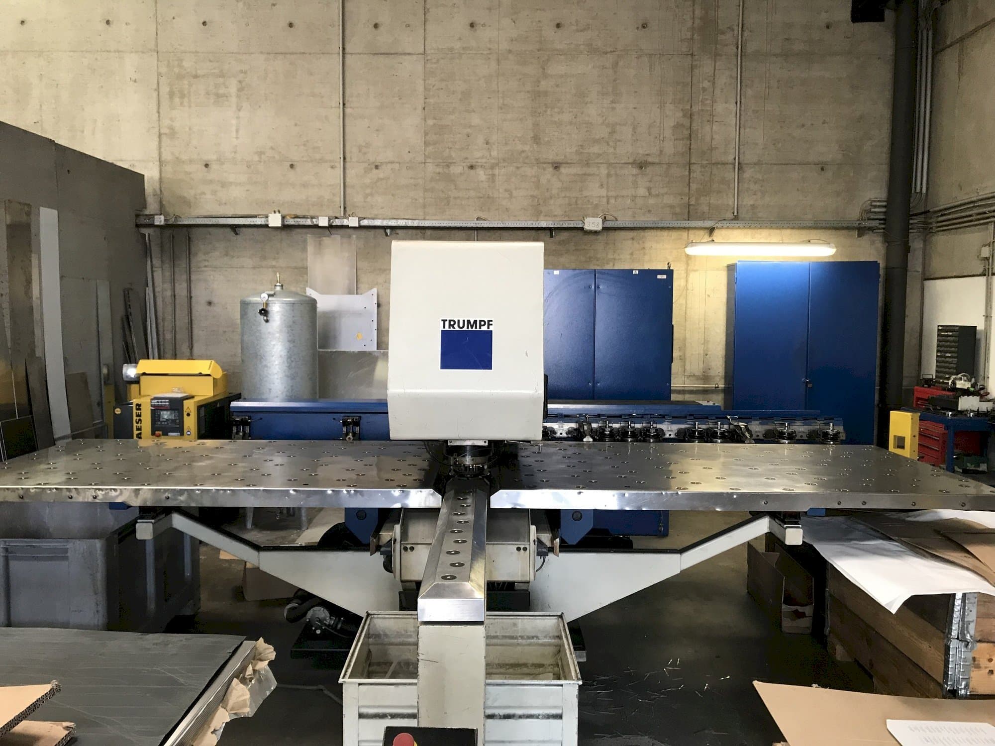 Trumpf Trumatic 200R Mašinos vaizdas iš priekio