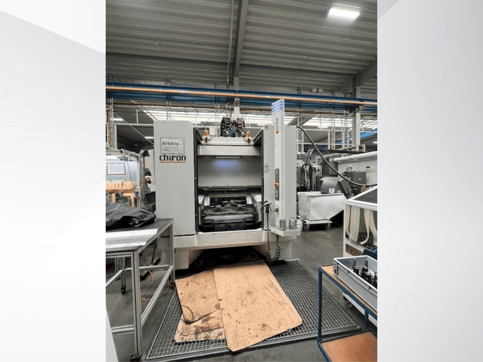 CHIRON DZ 18 W Mašinos vaizdas iš priekio