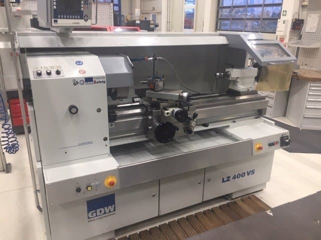 GDW LZ400 VS Mašinos vaizdas iš priekio