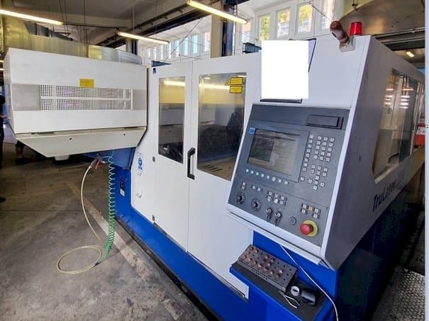 Trumpf TRULASER 3030 Mašinos vaizdas iš priekio