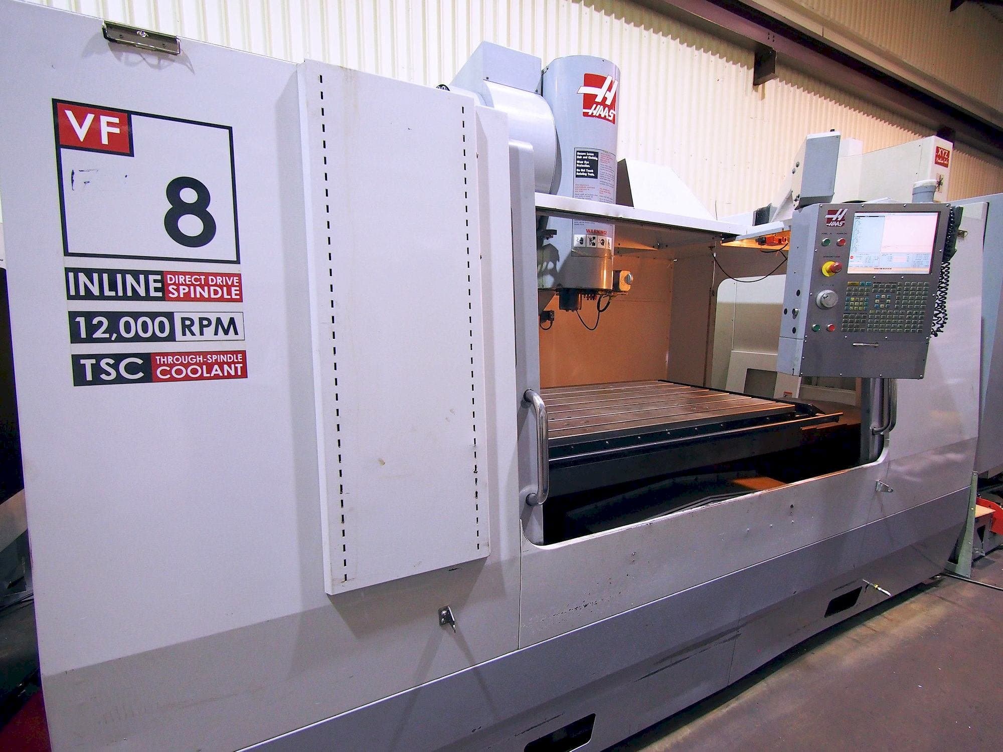 HAAS VF-8/40 CE Mašinos vaizdas iš priekio