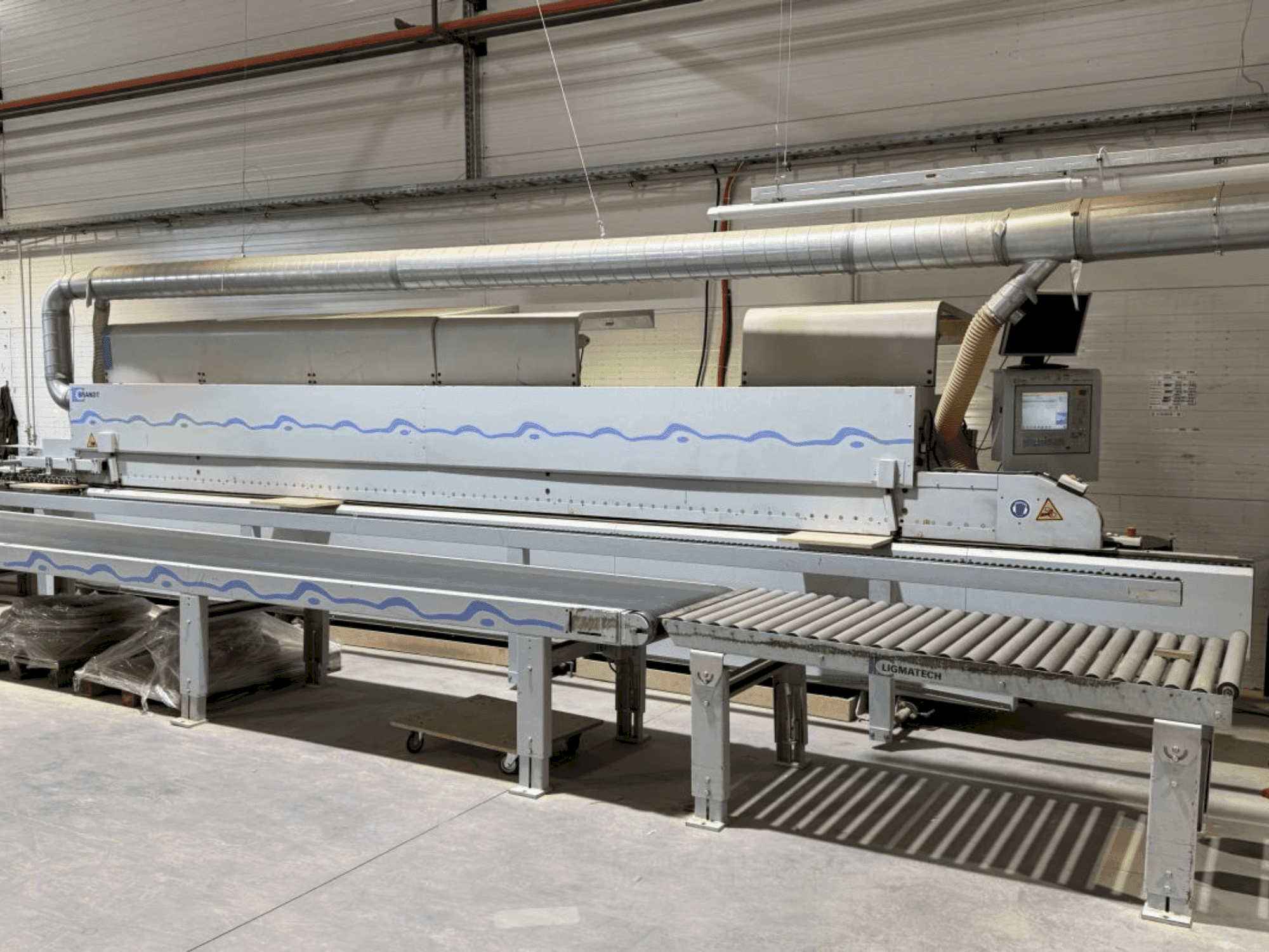 BRANDT KDF 991 Mašinos vaizdas iš priekio