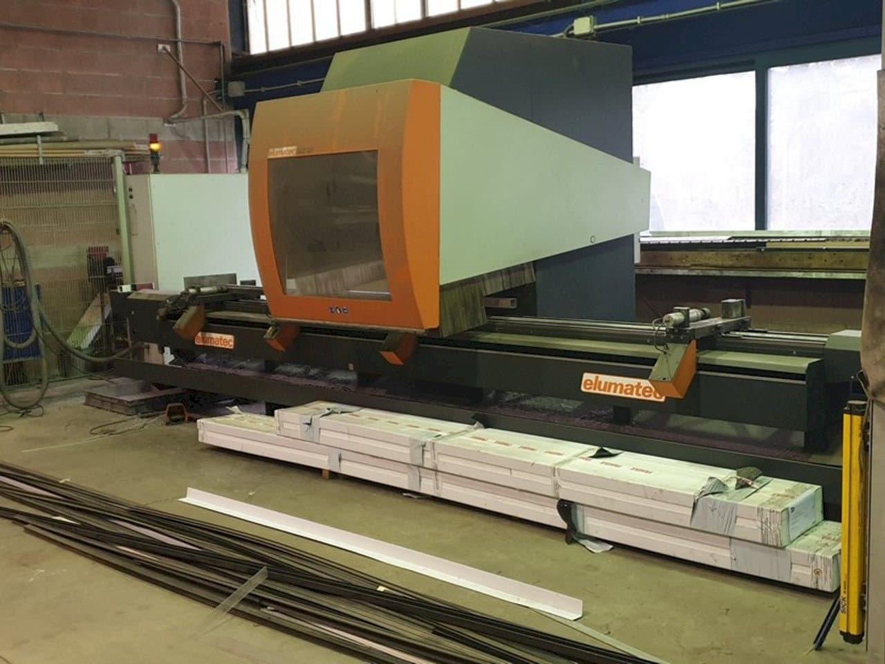 Elumatec SBZ 131 Mašinos vaizdas iš priekio
