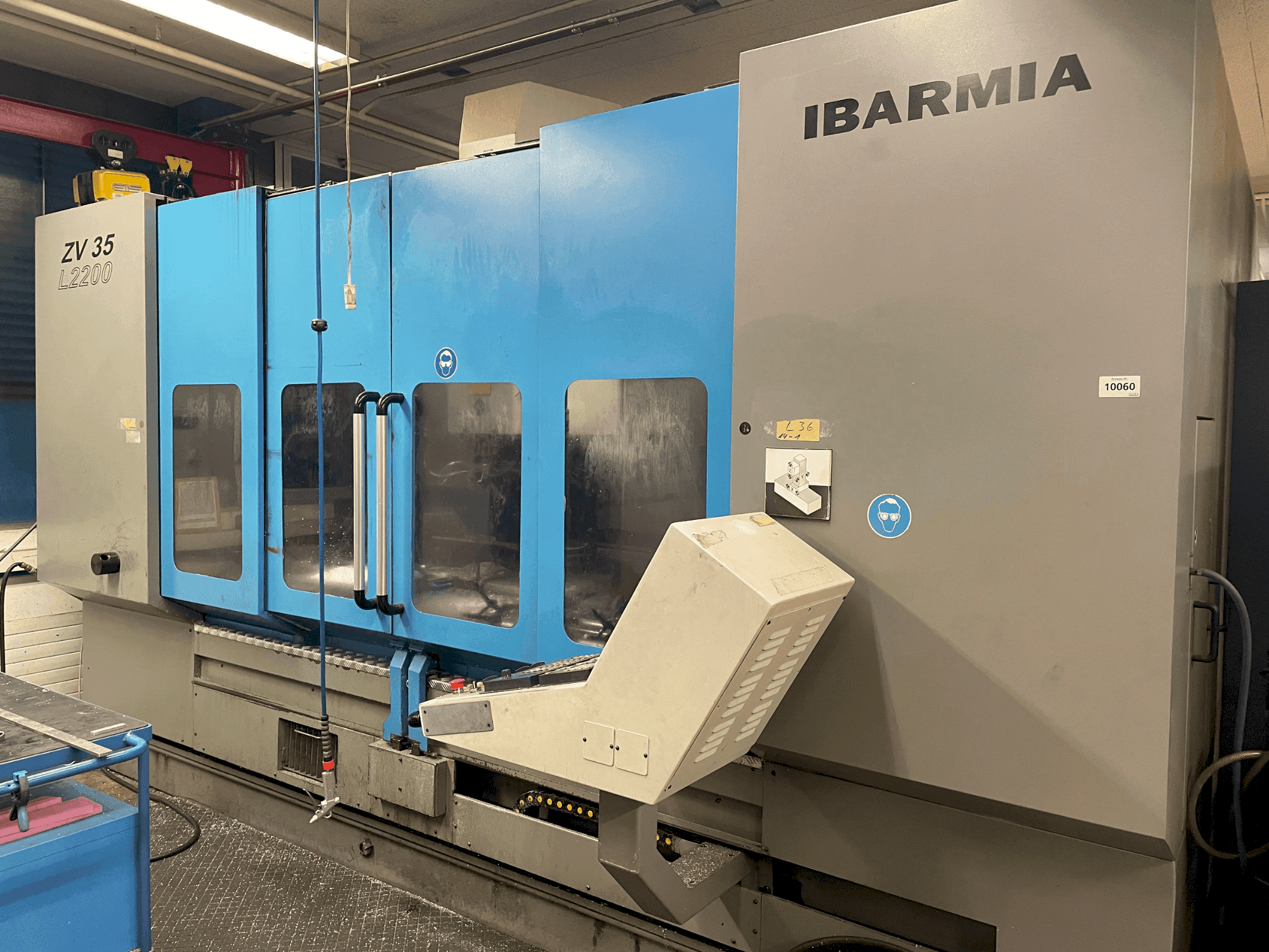 IBARMIA ZV 35 L2200 Mašinos vaizdas iš priekio