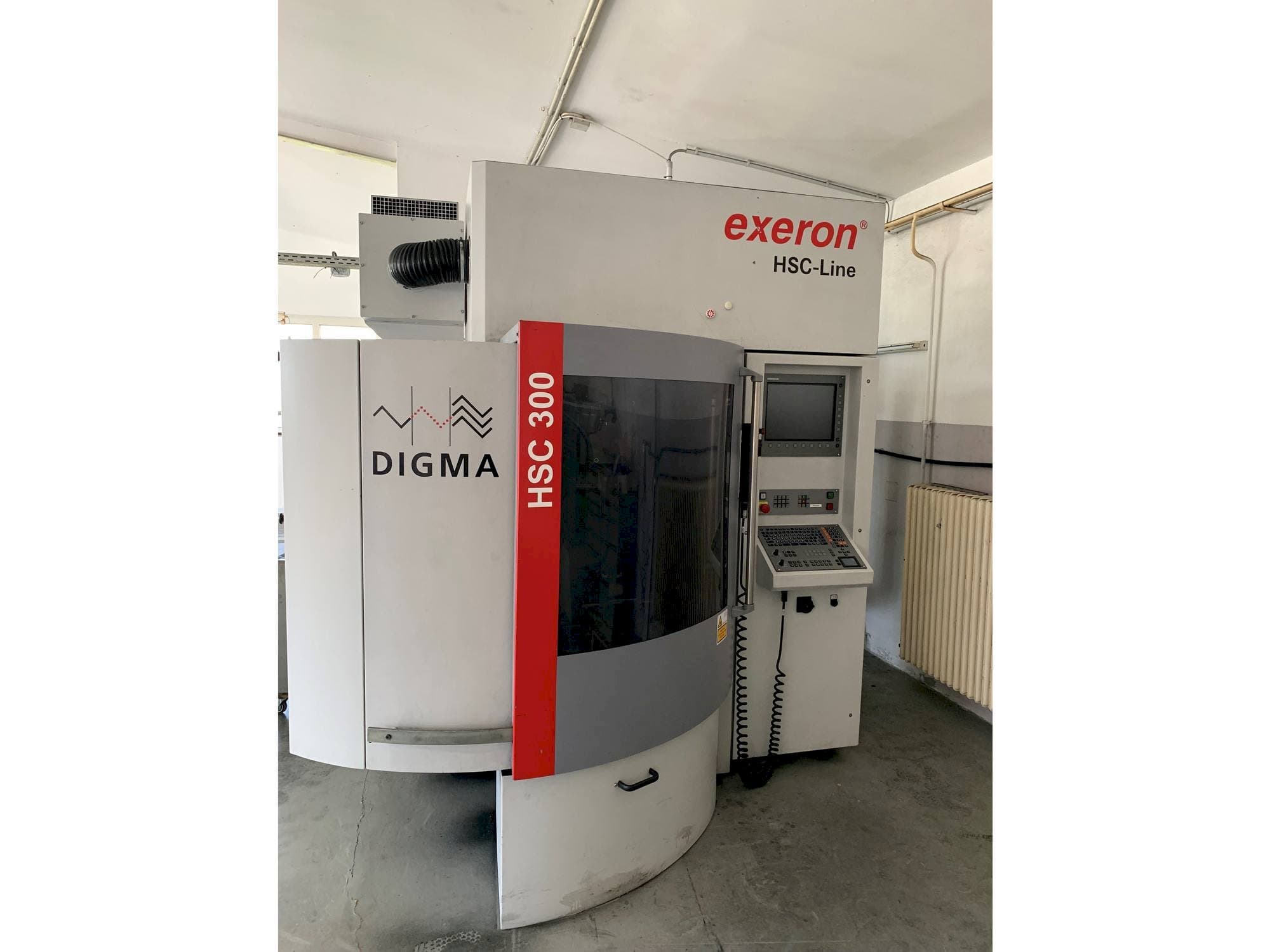 Exeron HSC 300P Mašinos vaizdas iš priekio