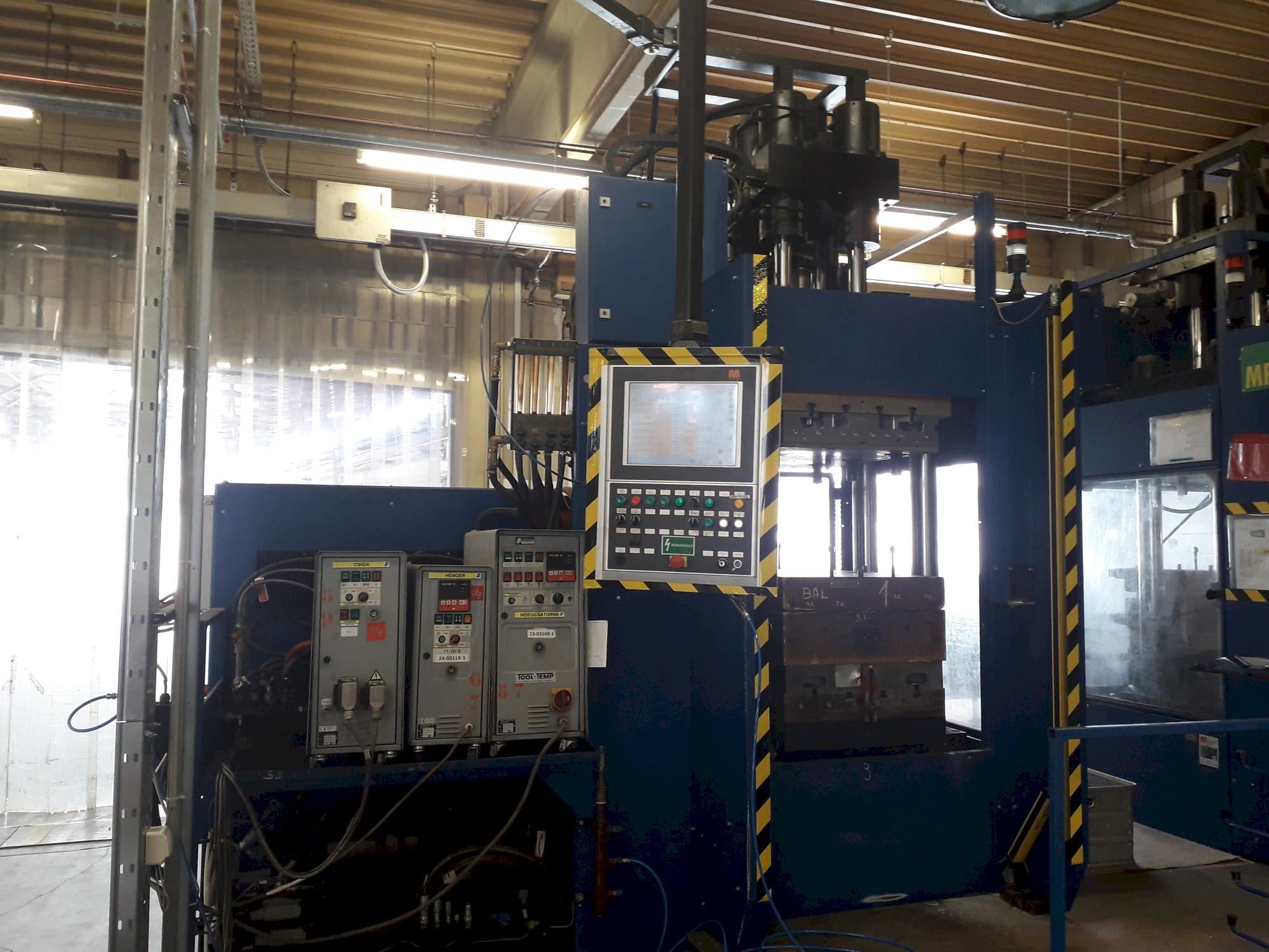 MAPLAN MTF2000/250 Mašinos vaizdas iš priekio