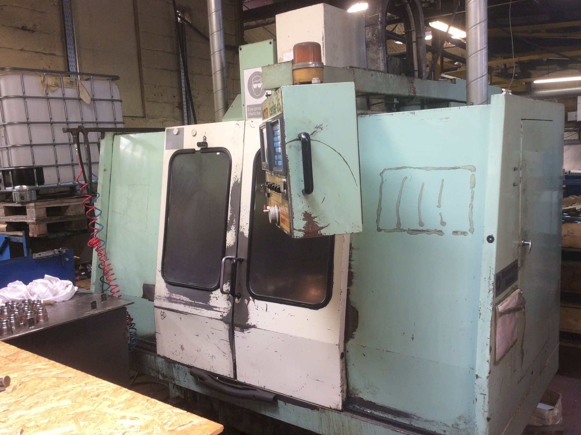 Victor V Center-65 Mašinos vaizdas iš priekio