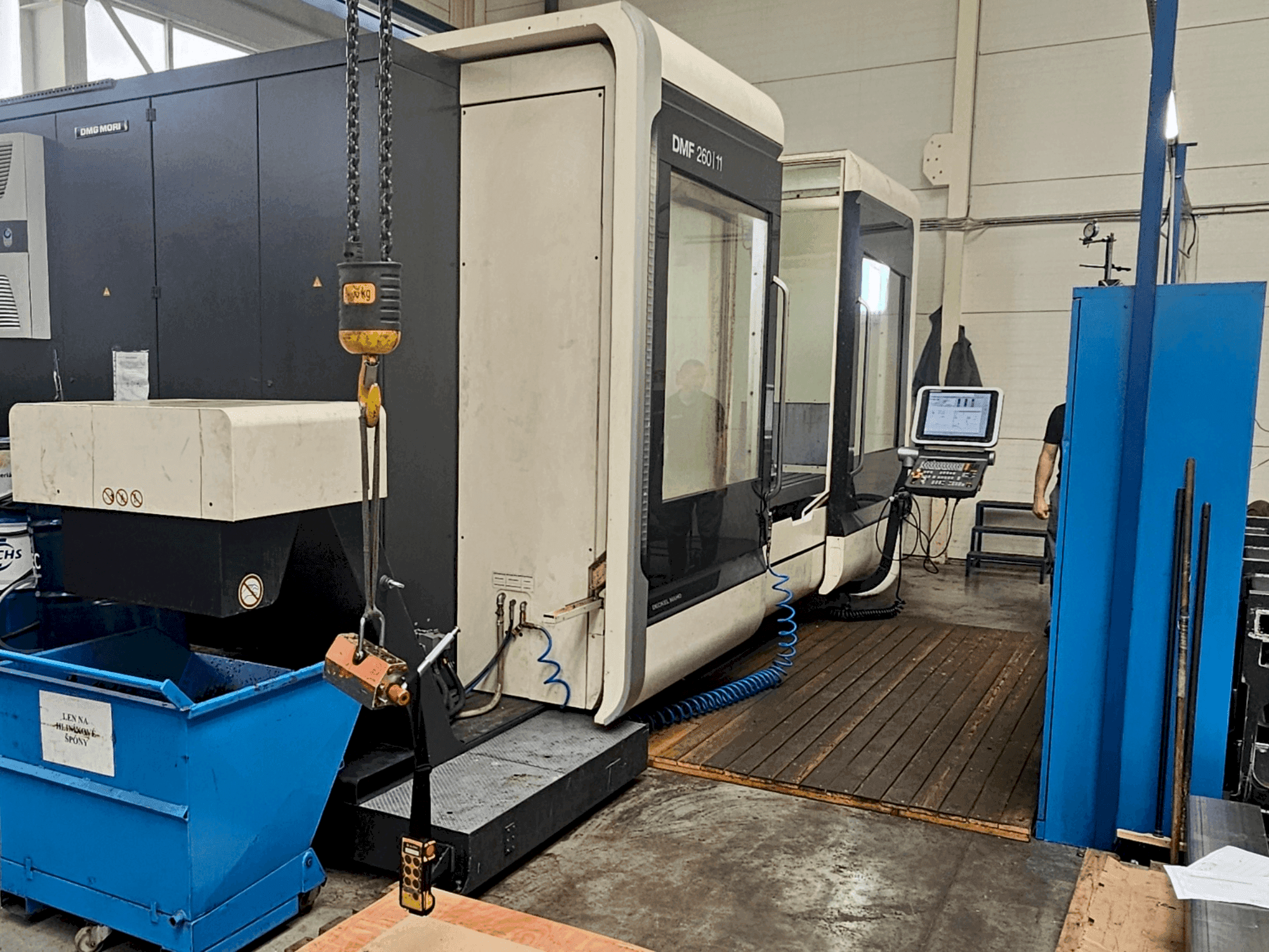 DMG MORI DMG MORI DMF 260/11 KGT Mašinos vaizdas iš priekio