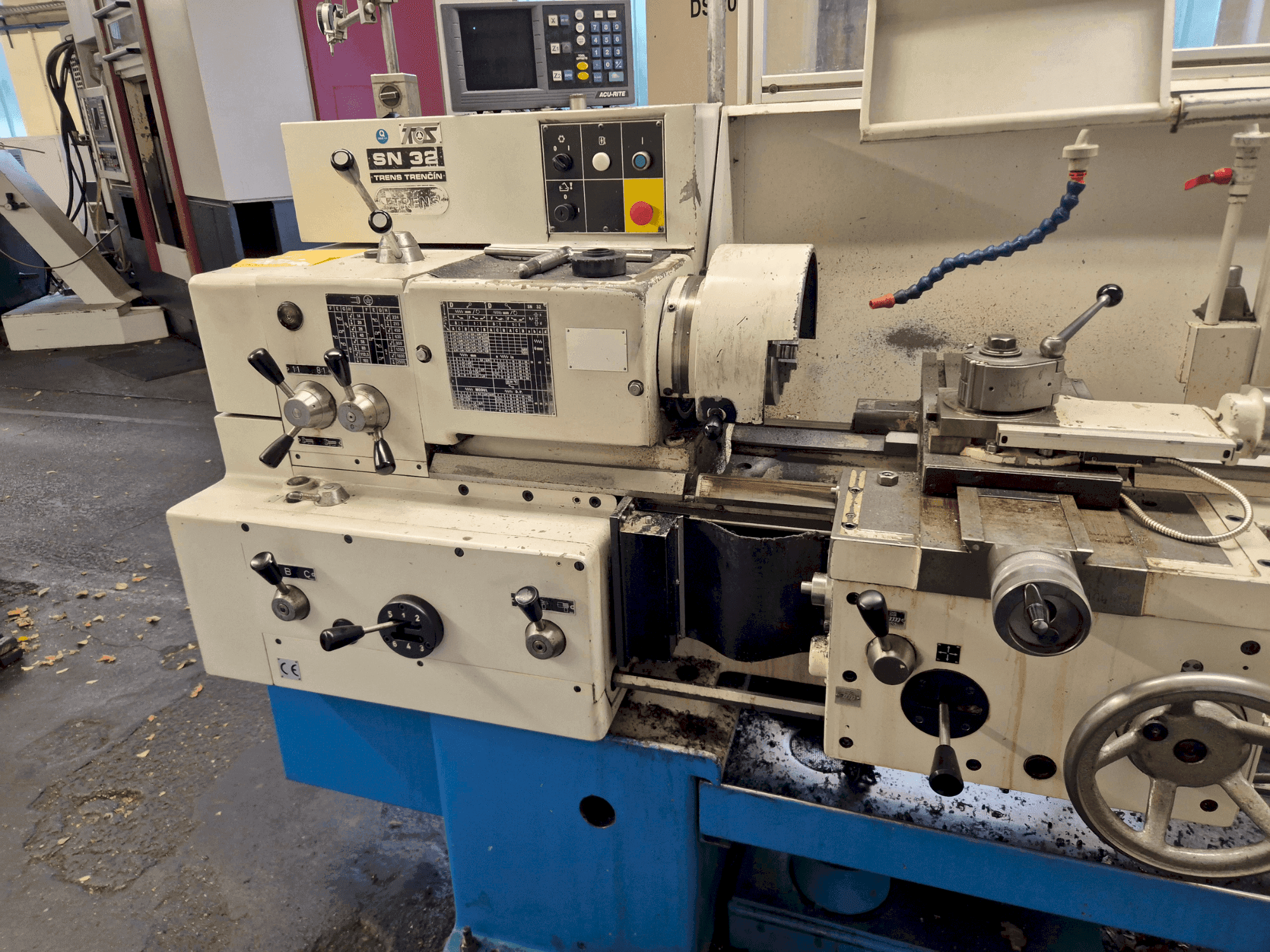 TRENS SN 32 Mašinos vaizdas iš priekio