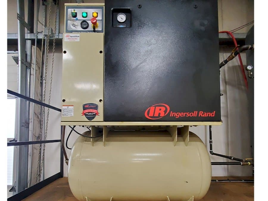 Ingersoll Rand UP6-15cTAS-125 Mašinos vaizdas iš priekio