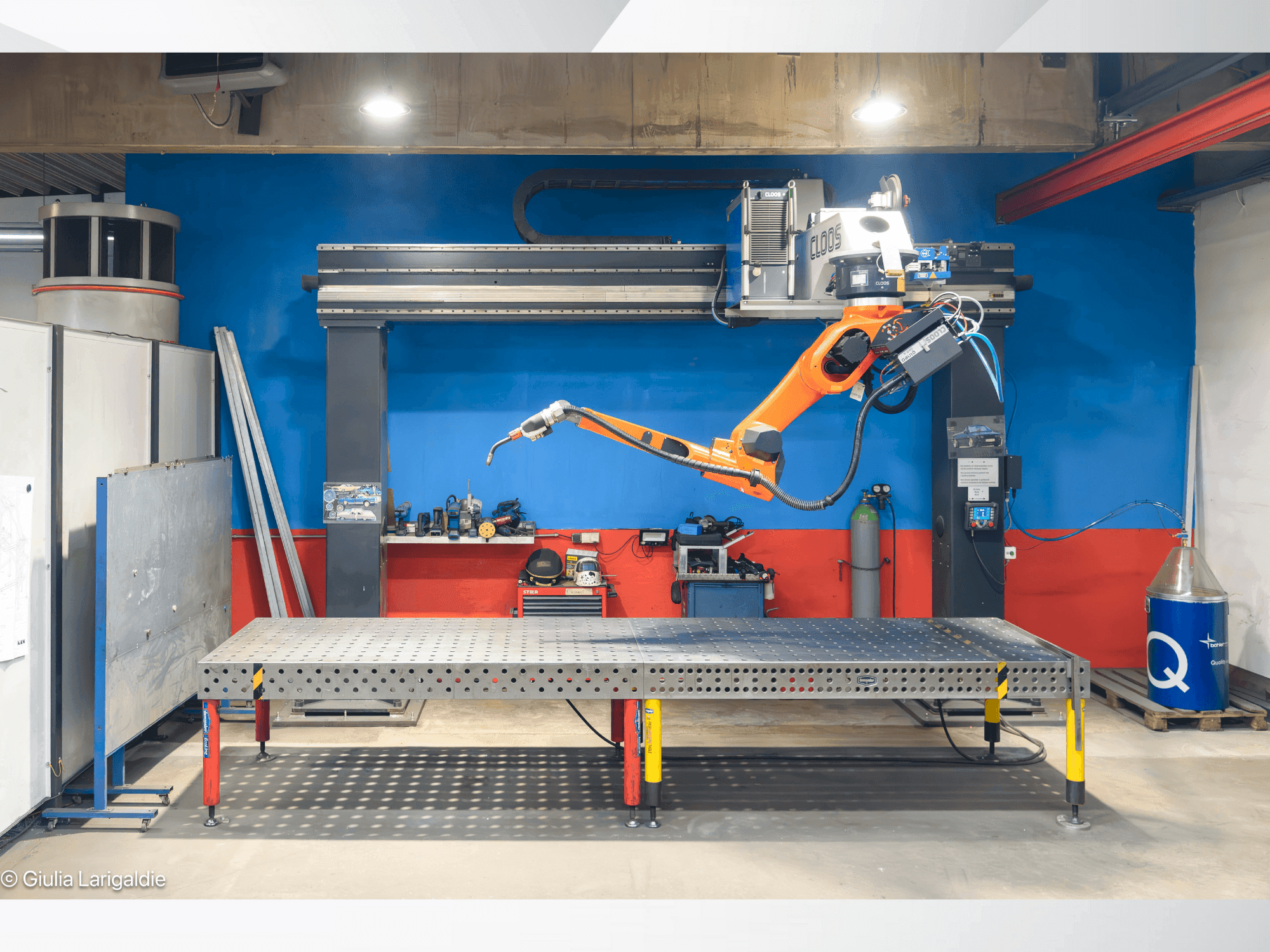 CLOOS Instant pro IRPS Mašinos vaizdas iš priekio