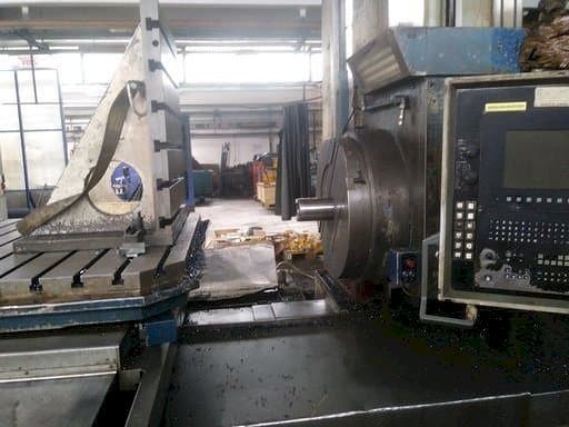 Union BFT 130 Mašinos vaizdas iš priekio