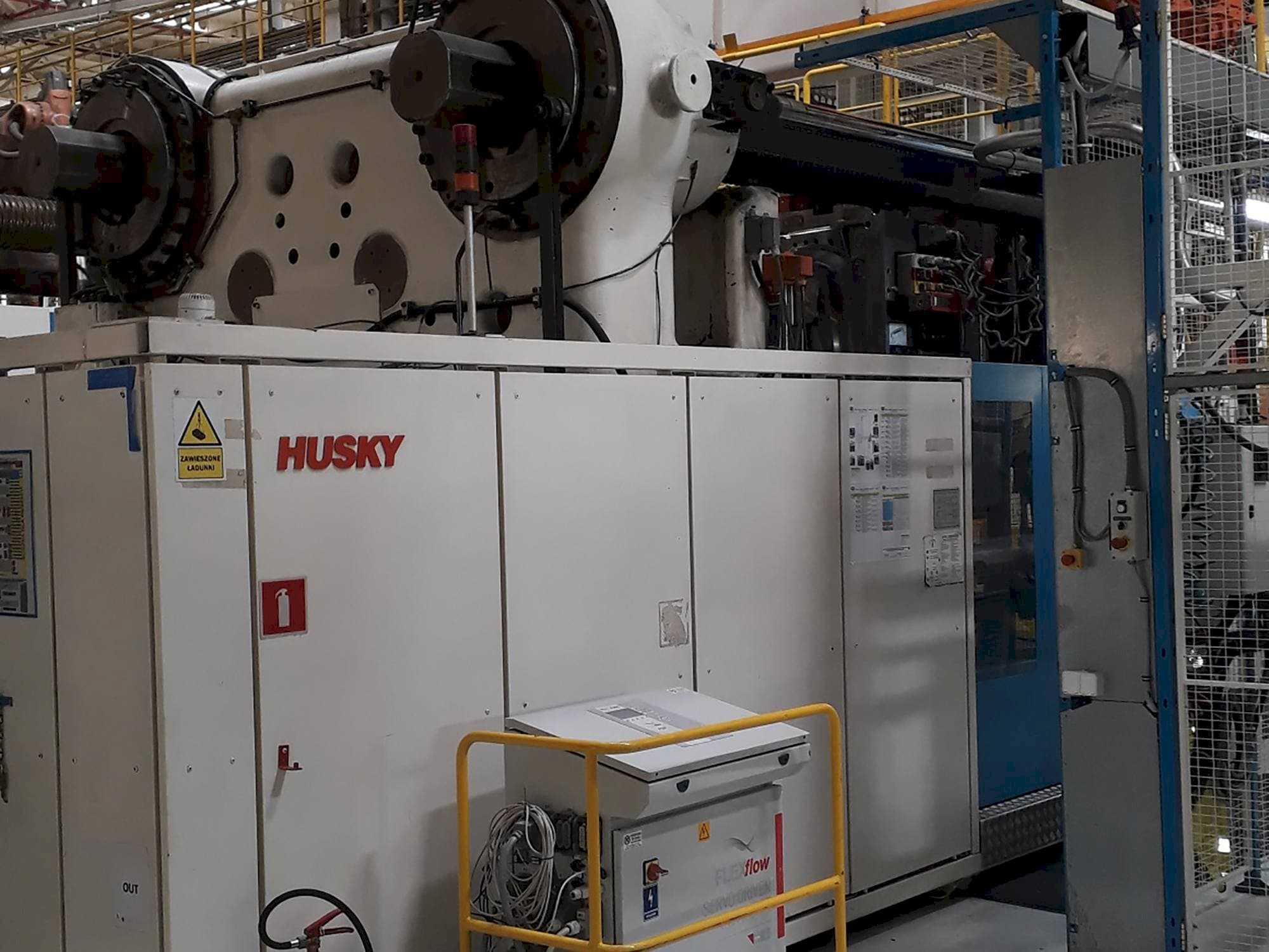 Husky ELL2350 RS155/145 Mašinos vaizdas iš priekio