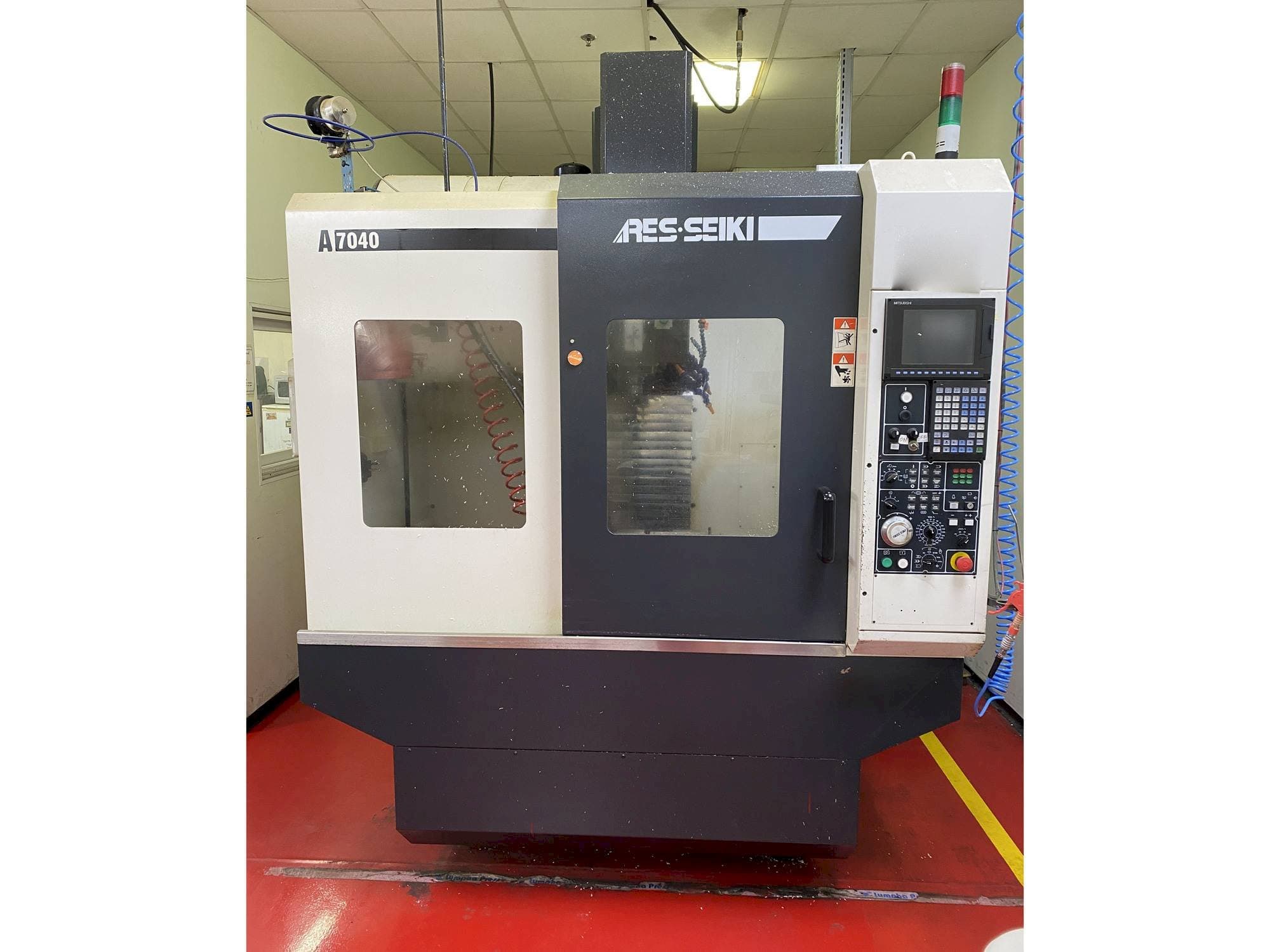 ARES A7040 Mašinos vaizdas iš priekio