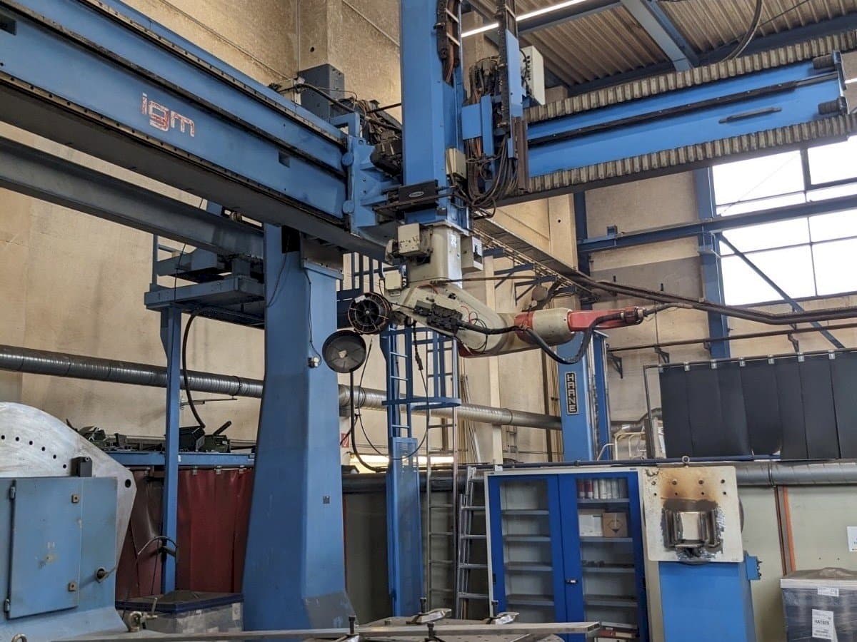 IGM RTi 300-S Mašinos vaizdas iš priekio