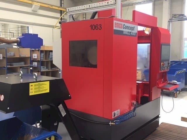 EMCO Concept Mill 450 Mašinos vaizdas iš priekio