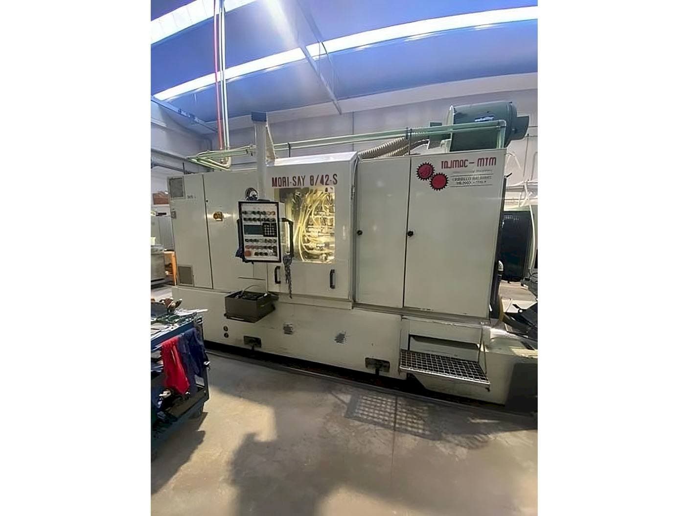 MORI SAY 8/42-S Mašinos vaizdas iš priekio