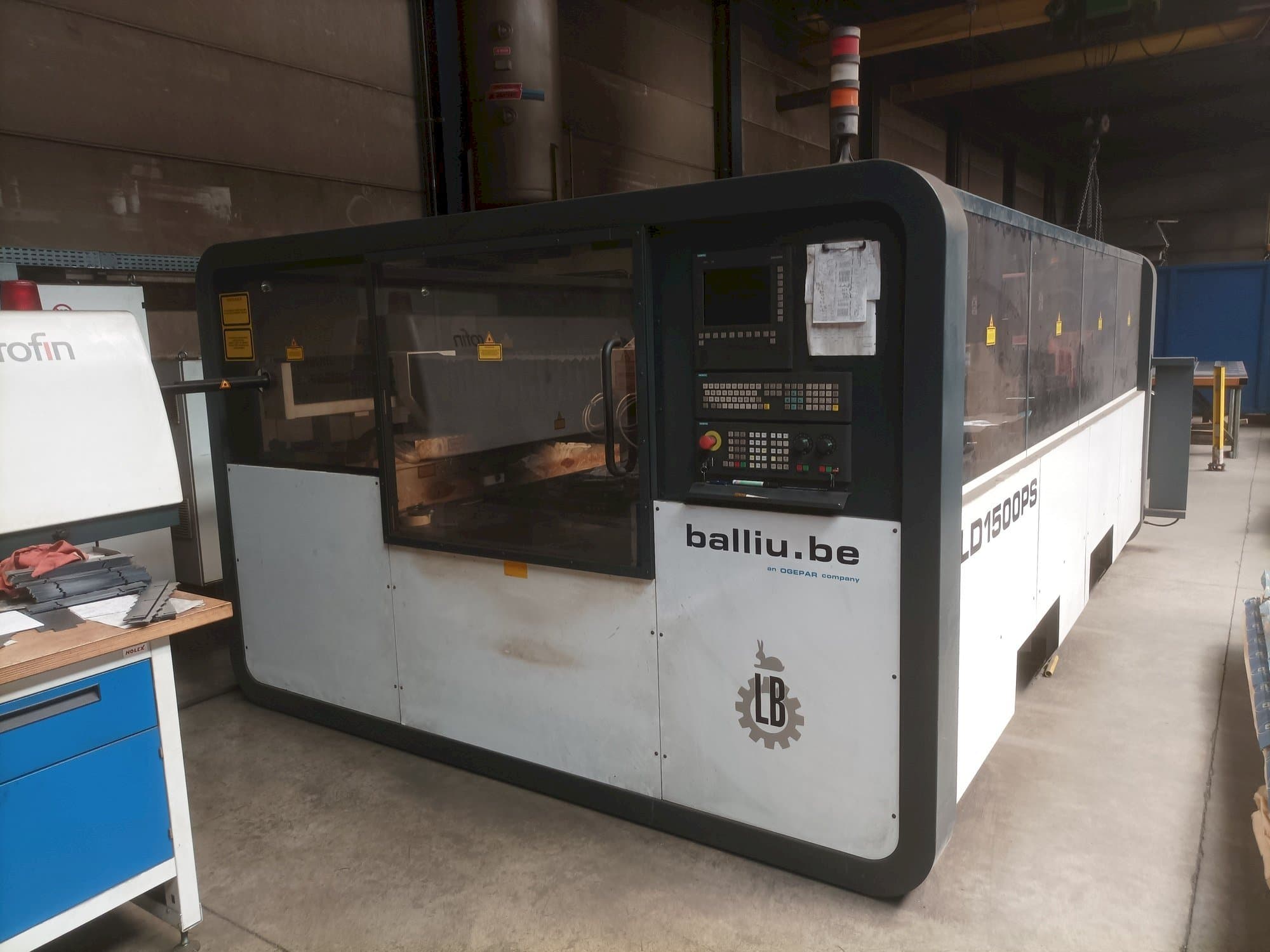 Balliu  LD 1500 PS Mašinos vaizdas iš priekio