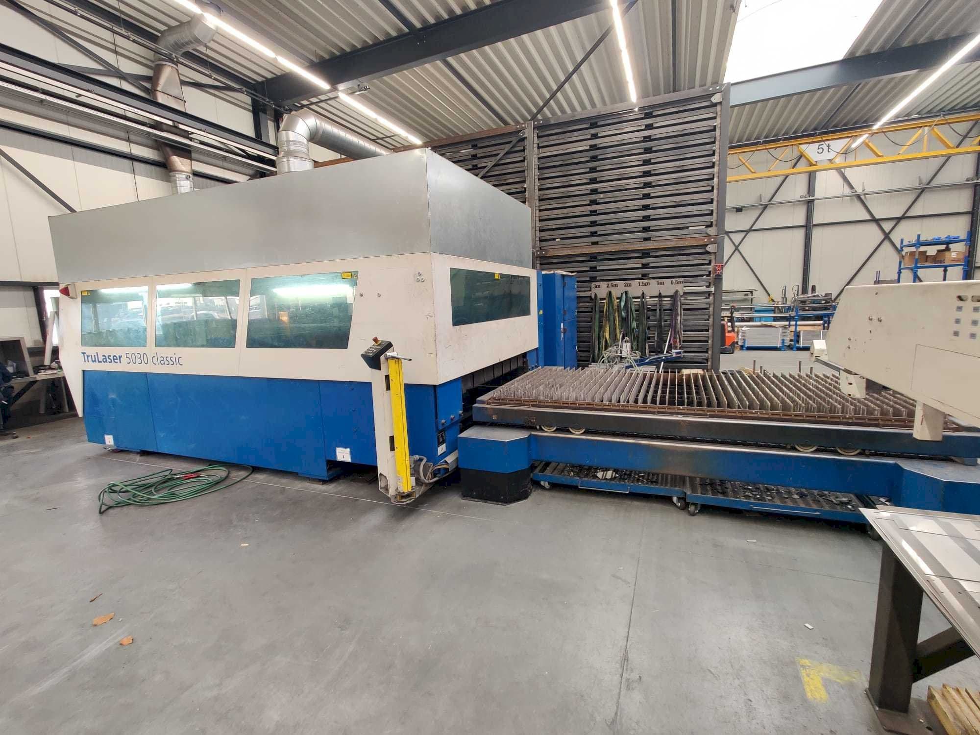 Trumpf TruLaser 5030 classic Mašinos vaizdas iš priekio