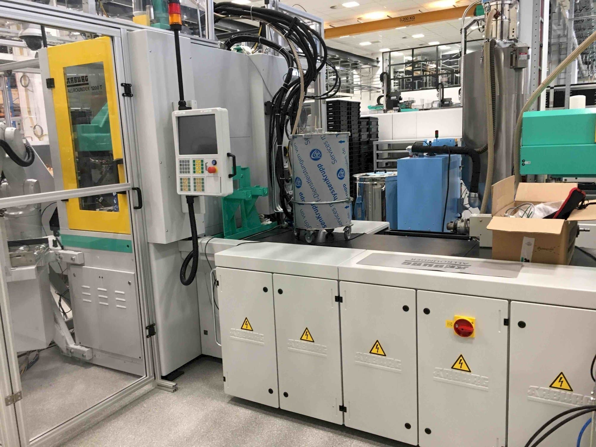 Arburg ALLROUNDER 1200 T 800 - 70 (2017) Mašinos vaizdas iš priekio