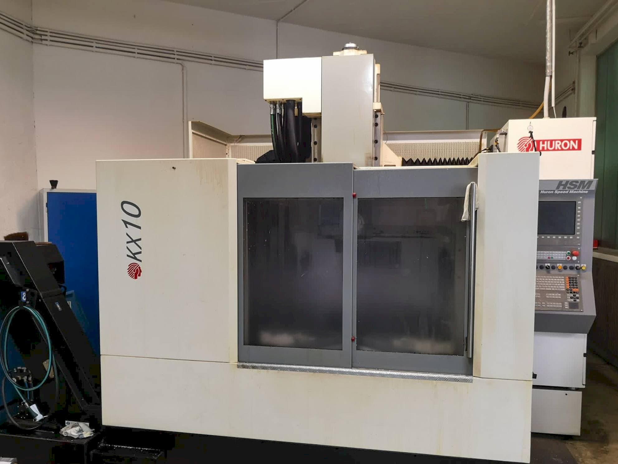 Huron kx10 Mašinos vaizdas iš priekio