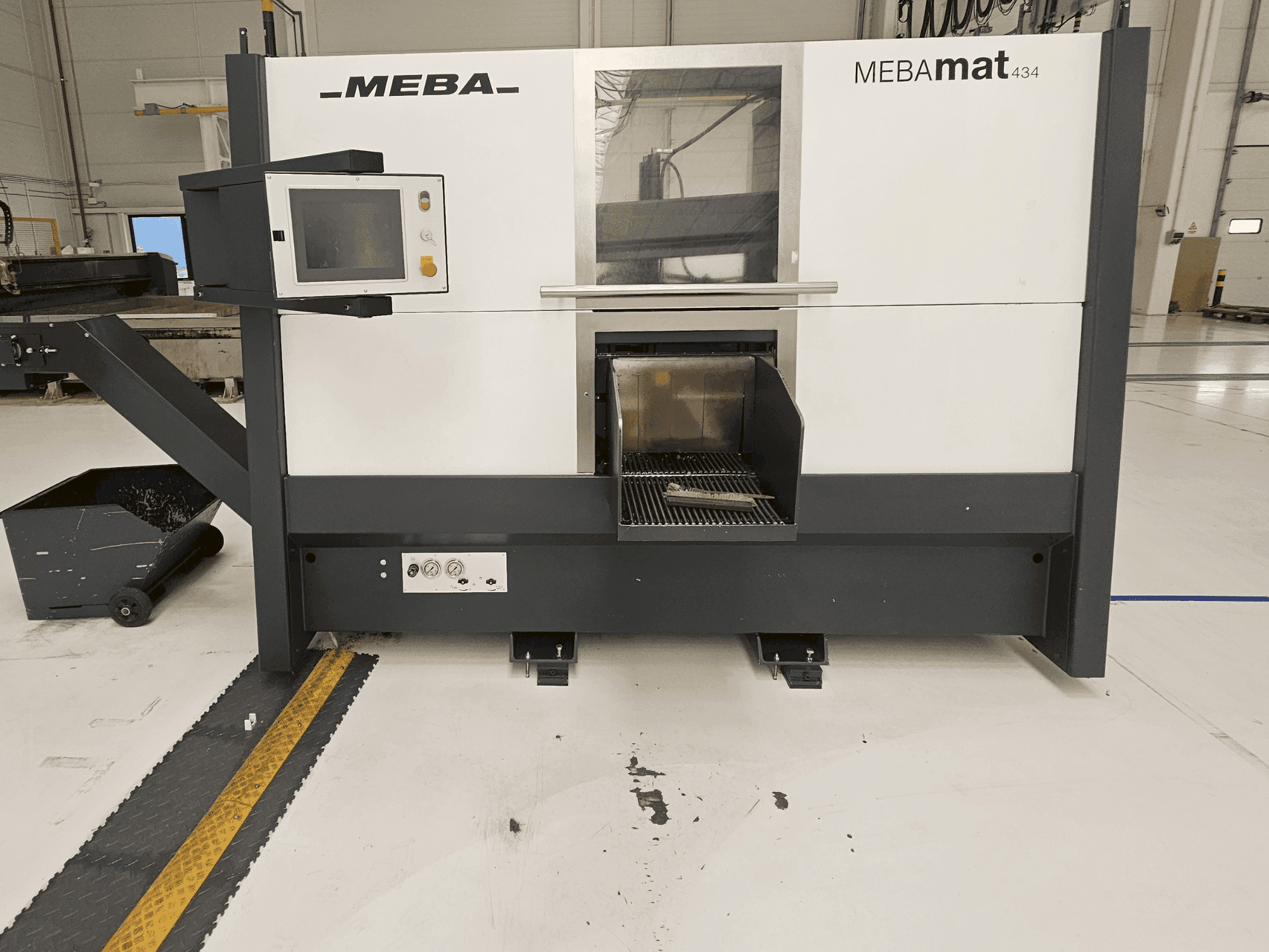 MEBA MEBAmat 434 Mašinos vaizdas iš priekio