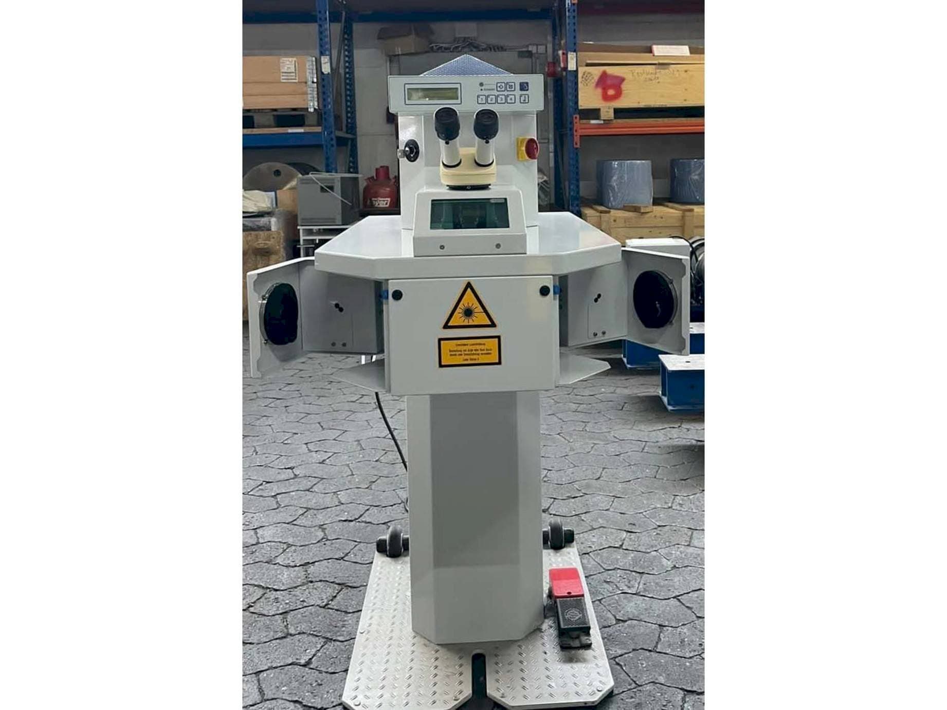 ALPHA LASER ALO 30 Mašinos vaizdas iš priekio