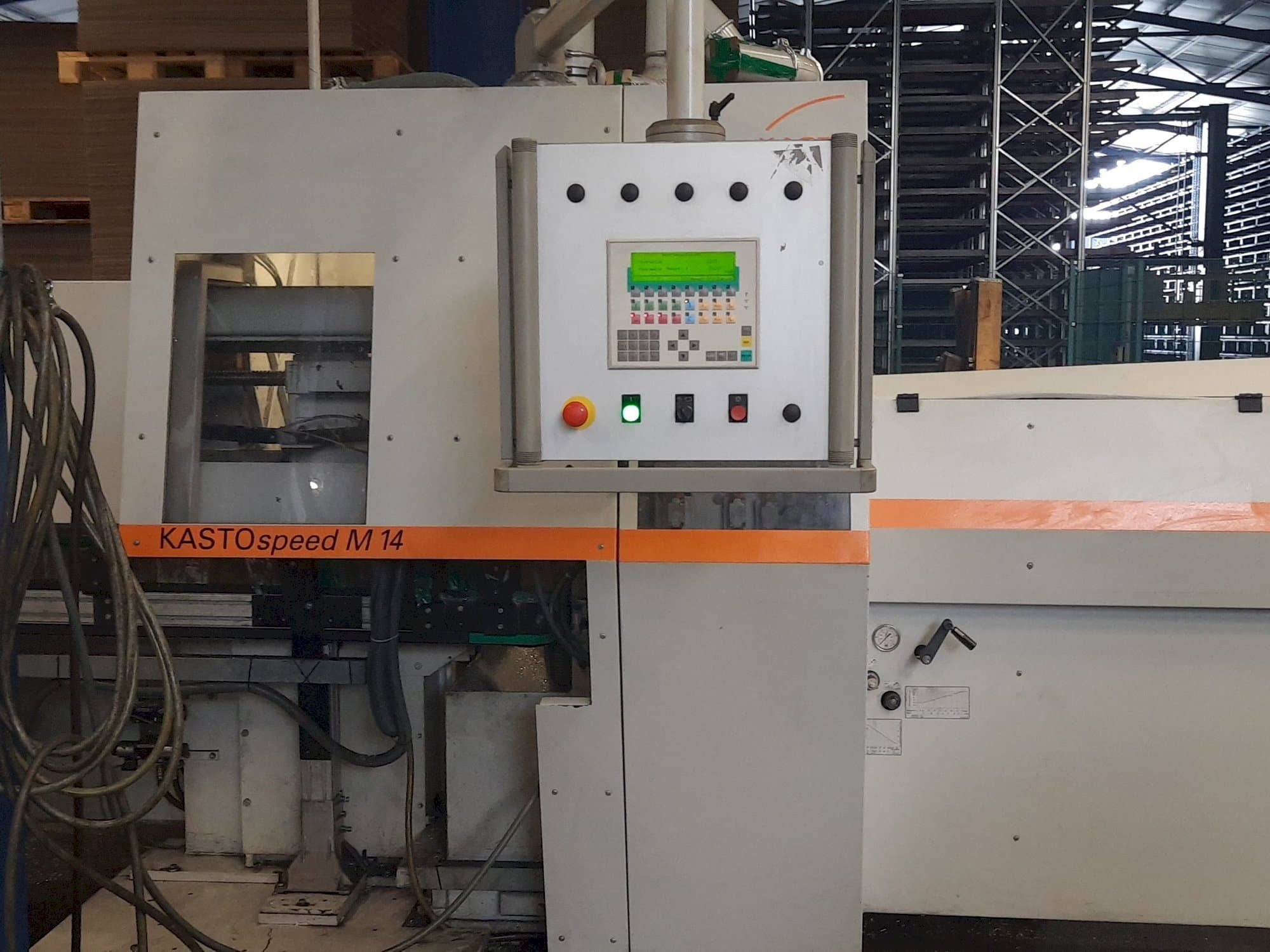 KASTO speed M14 Mašinos vaizdas iš priekio