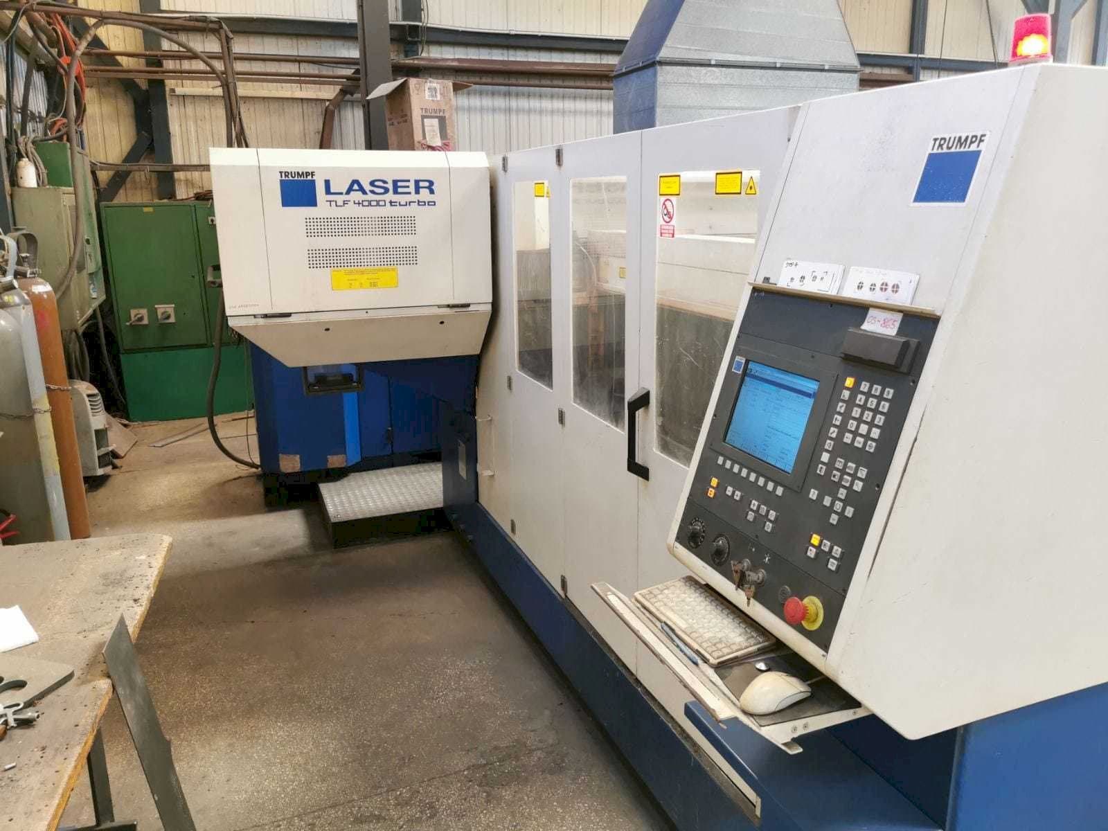 Trumpf L4030 Mašinos vaizdas iš priekio