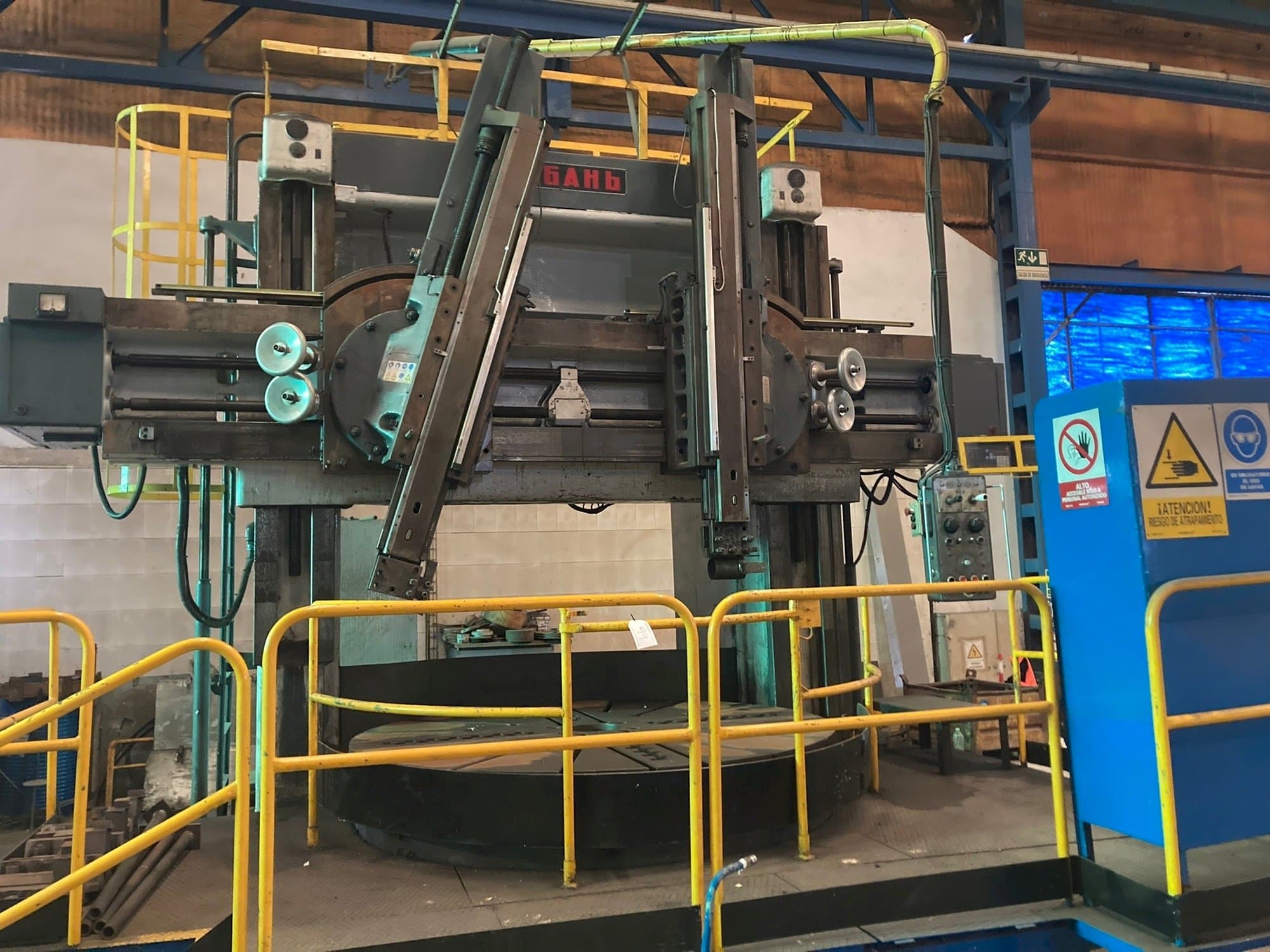 STANKO Mašinos vaizdas iš priekio