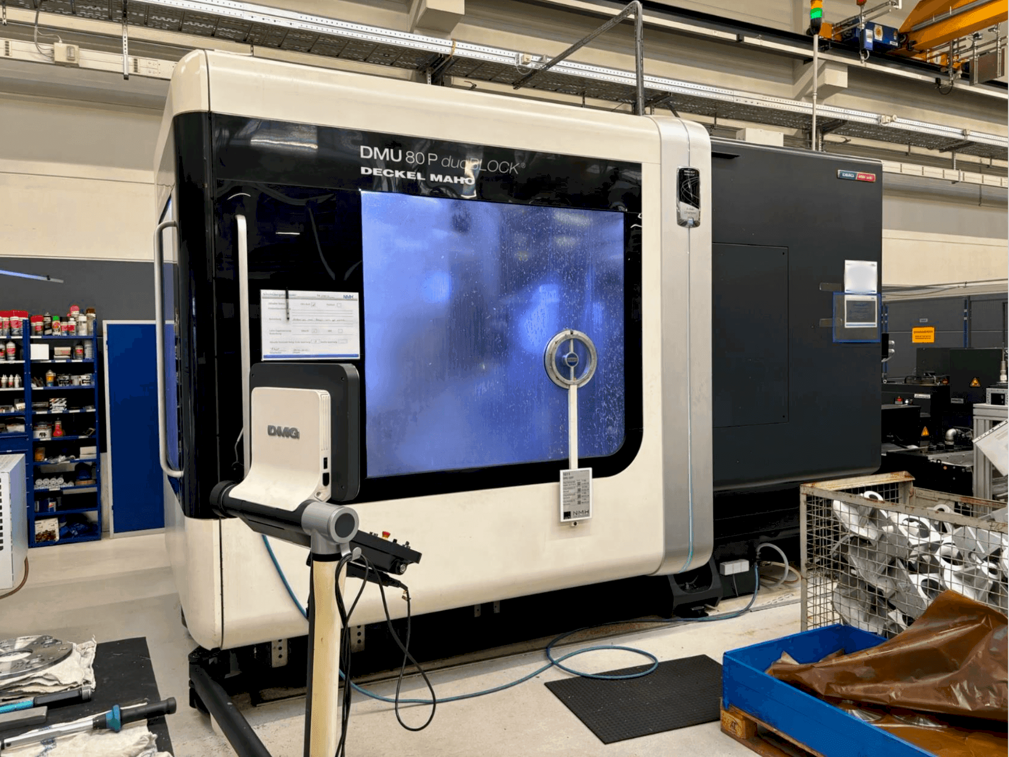 DMG MORI 80 P Duoblock Mašinos vaizdas iš priekio