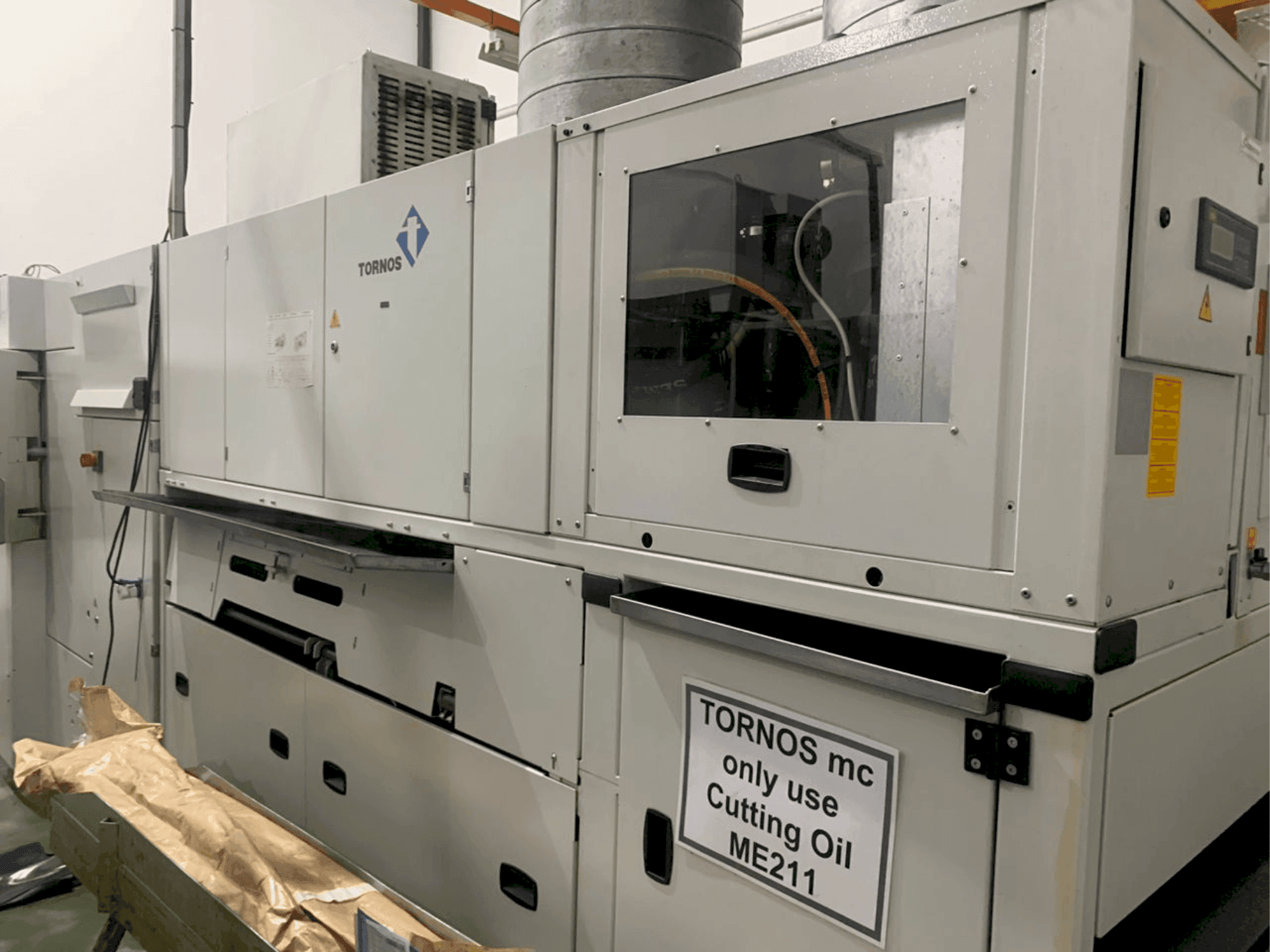 TORNOS MultiSWiss 6x14 Mašinos vaizdas iš priekio