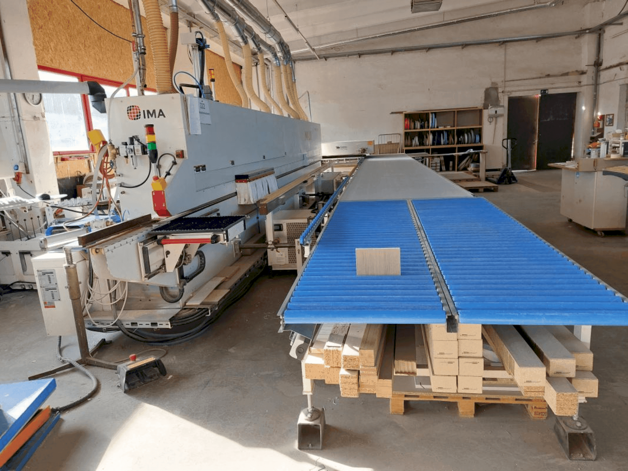 IMA Contour/I/G80/R3/IMALUX  (2017) Mašinos vaizdas iš priekio