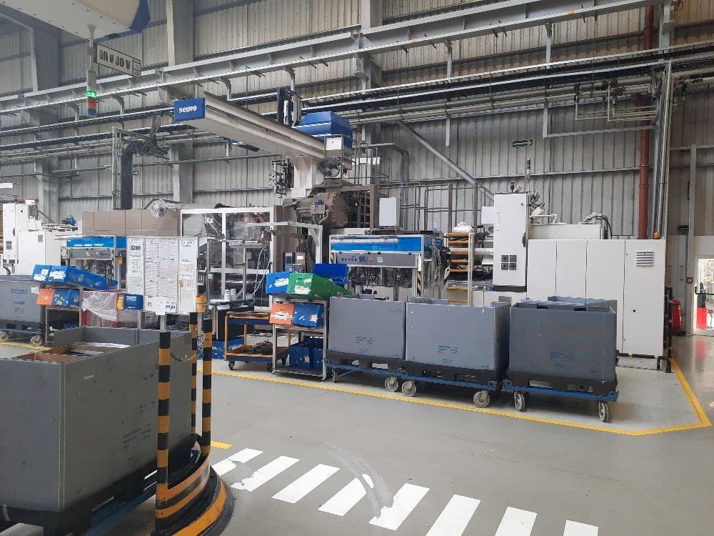 Battenfeld 2000/19000 Mašinos vaizdas iš priekio