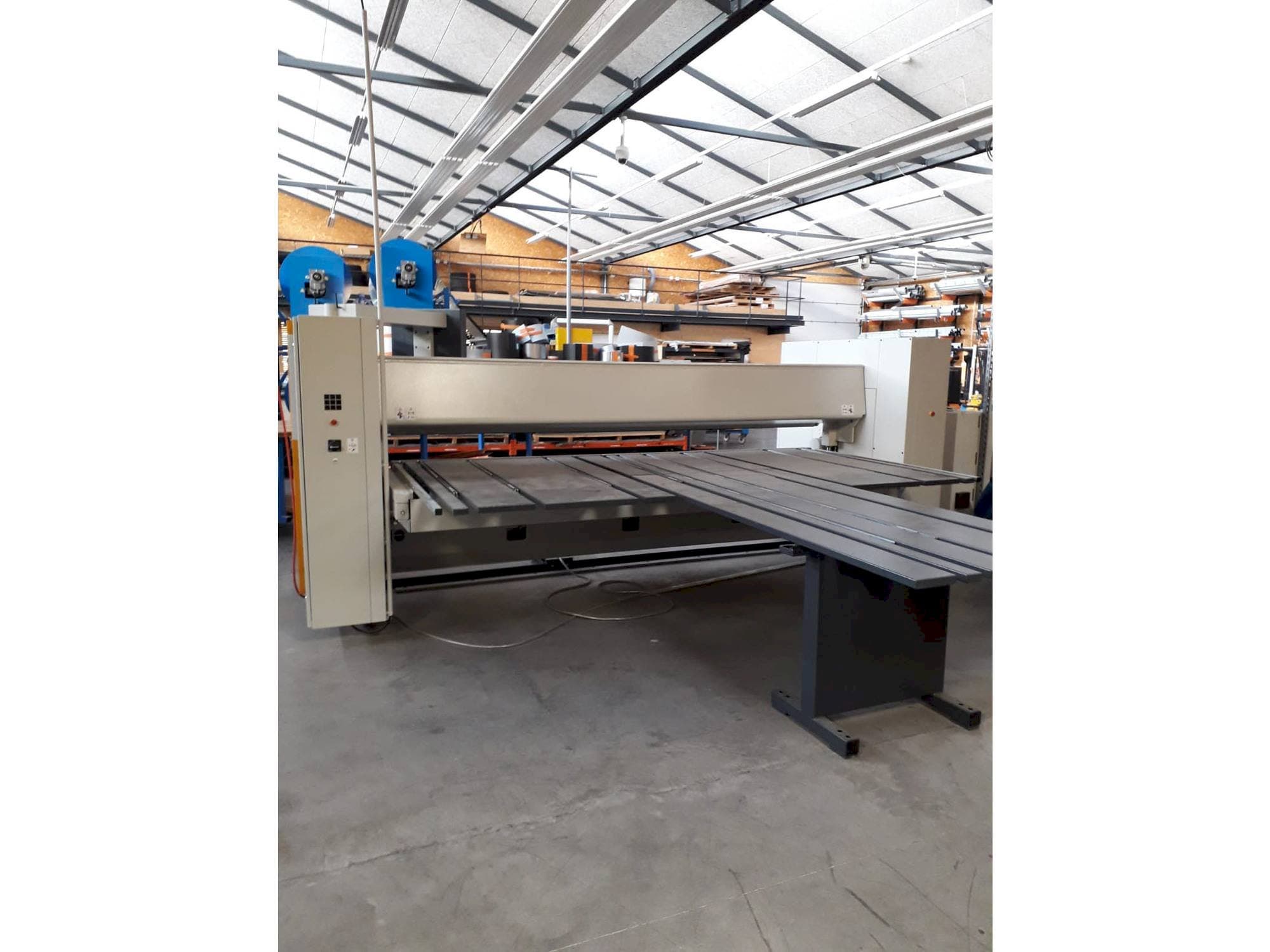 RAS 62.30-2 TURBO 2 Mašinos vaizdas iš priekio