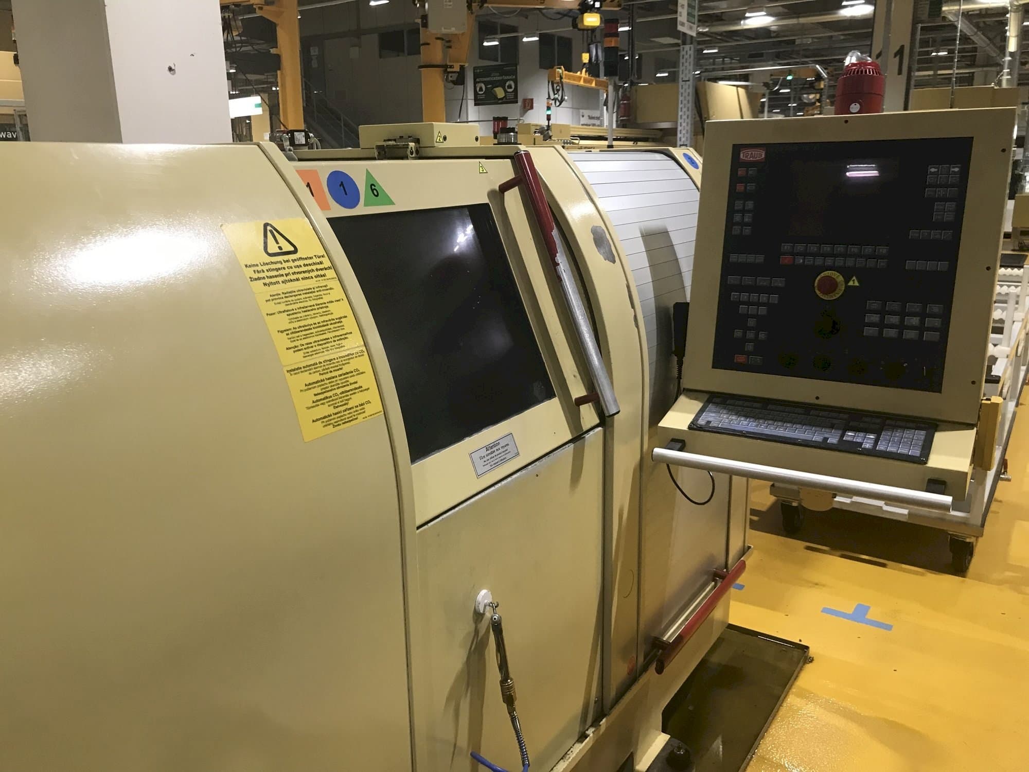 TRAUB TNL 26 K Mašinos vaizdas iš priekio