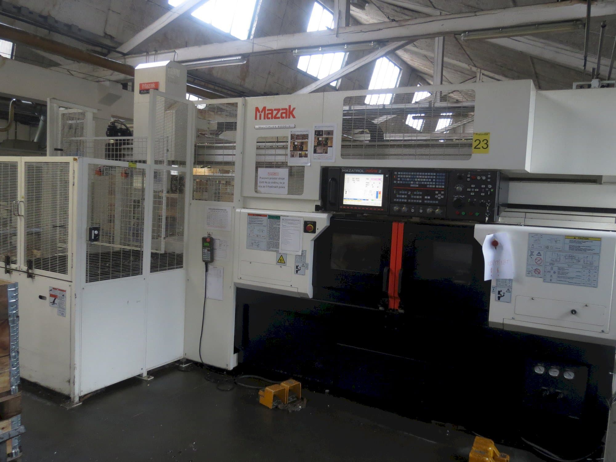 Mazak Multiplex 6200-II Mašinos vaizdas iš priekio
