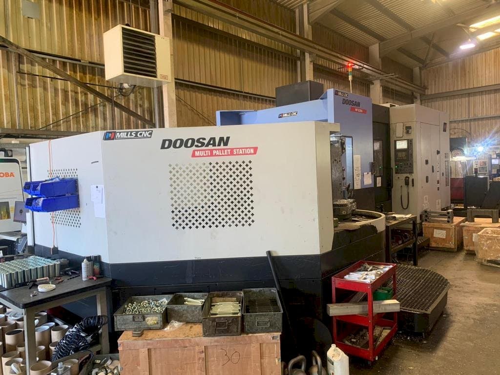 Doosan HP 6300 Mašinos vaizdas iš priekio