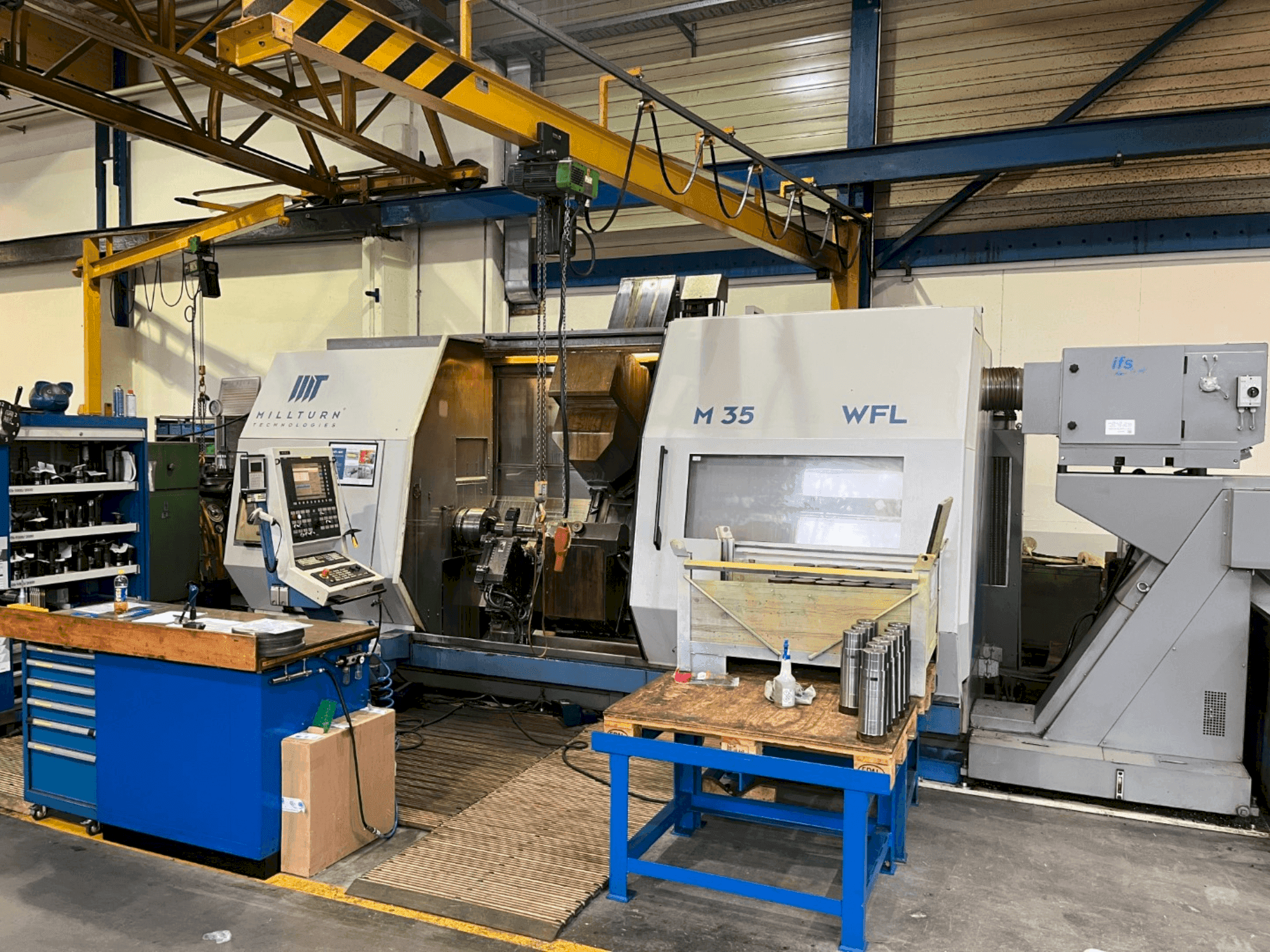 WFL M-35 Mašinos vaizdas iš priekio