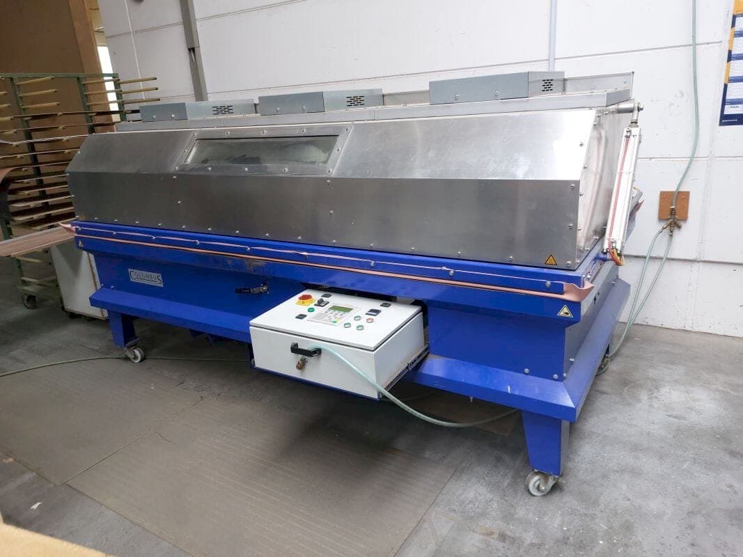 Columbus MULTIMAT Mašinos vaizdas iš priekio